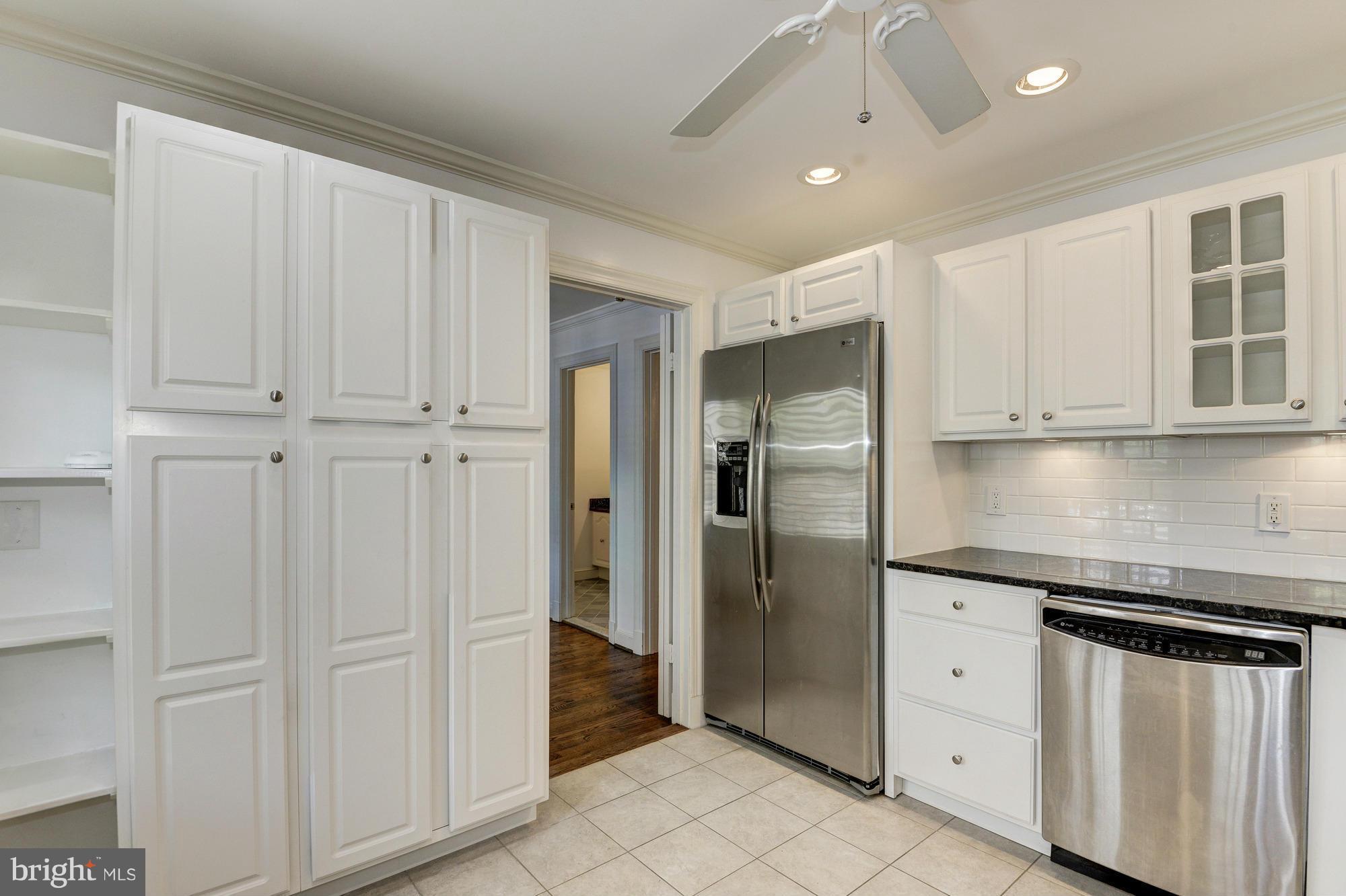 PRINCESS STREET TOWNHOUSES - Residential Lease