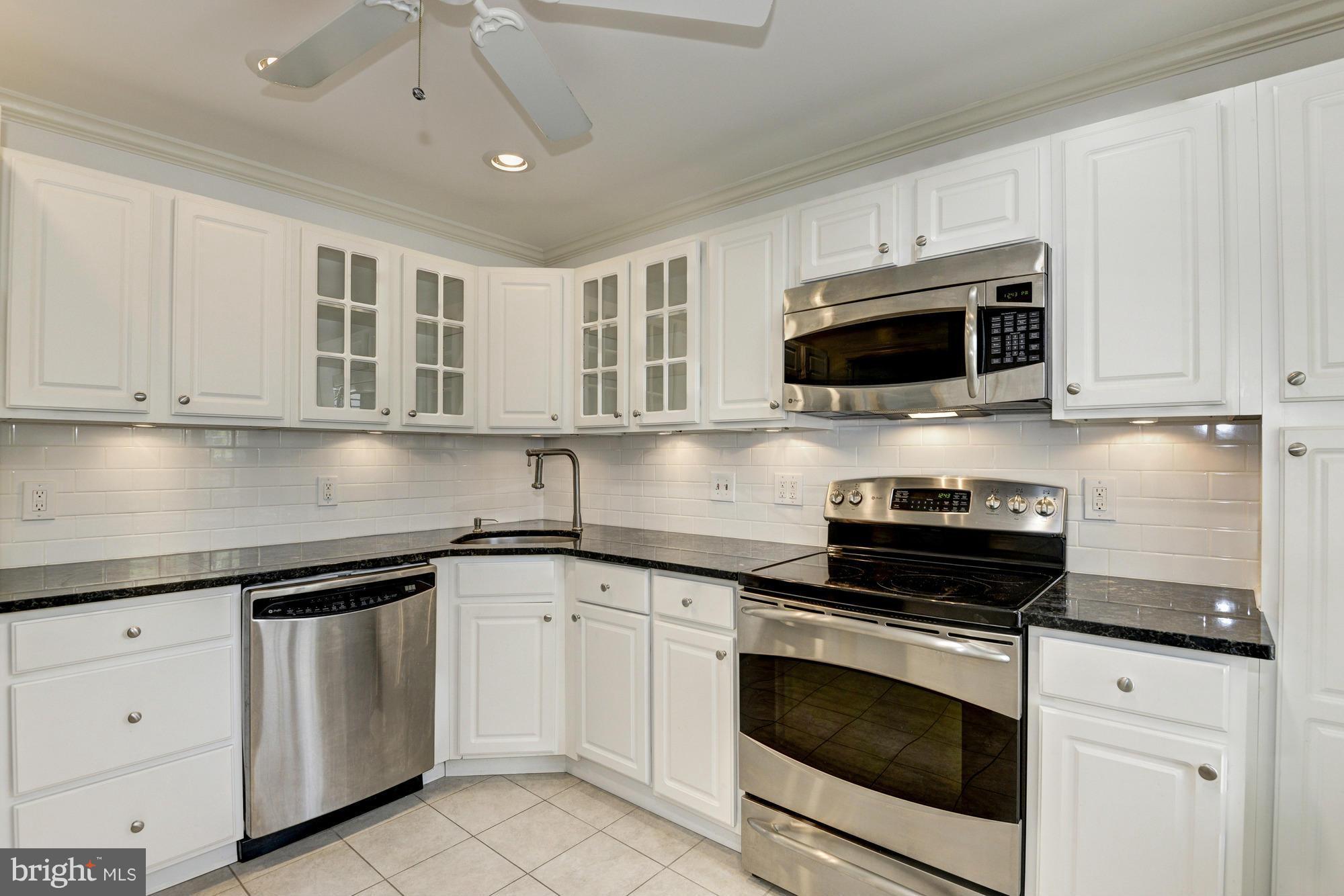 PRINCESS STREET TOWNHOUSES - Residential Lease