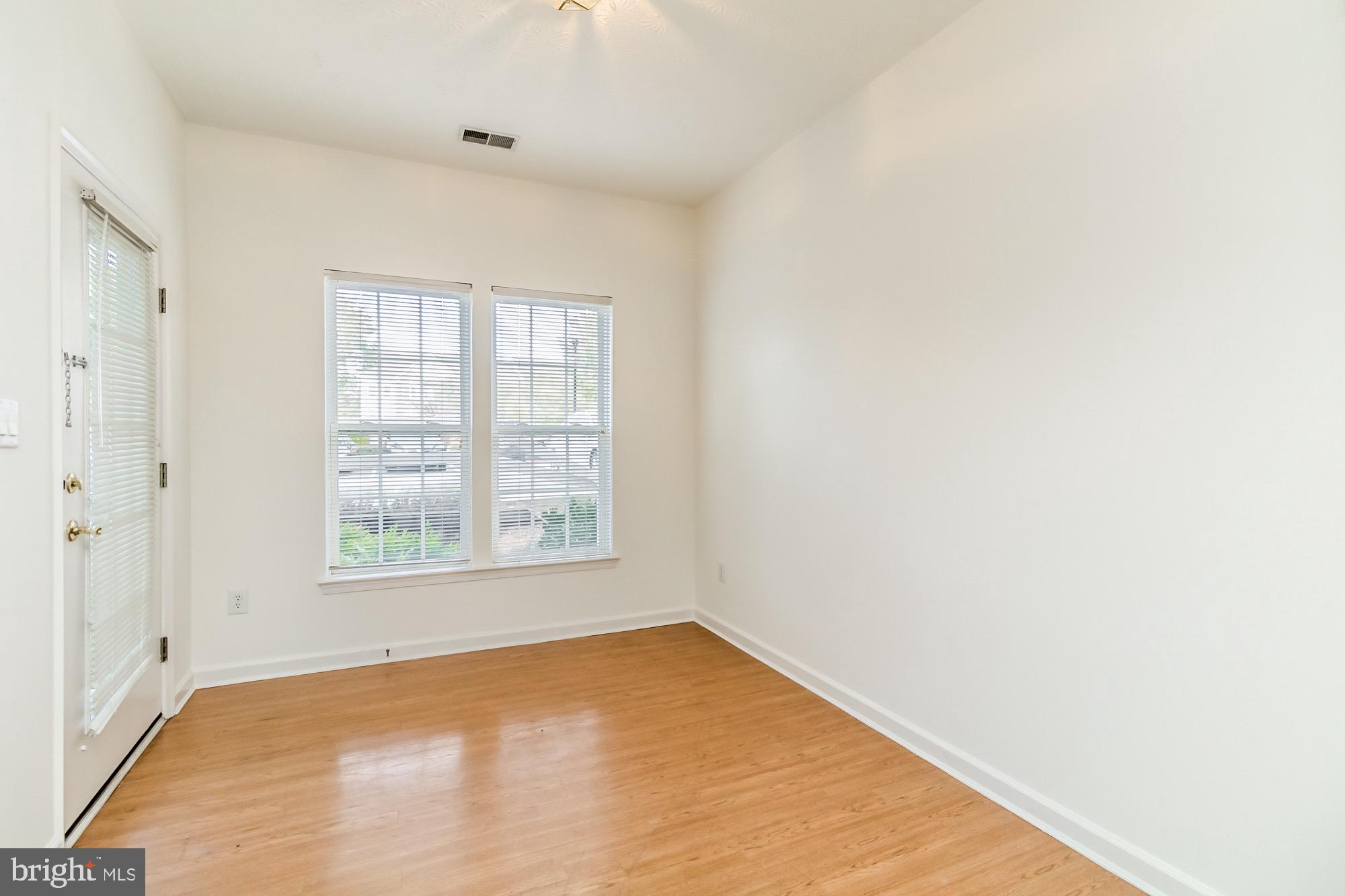 PINEY ORCHARD - Residential