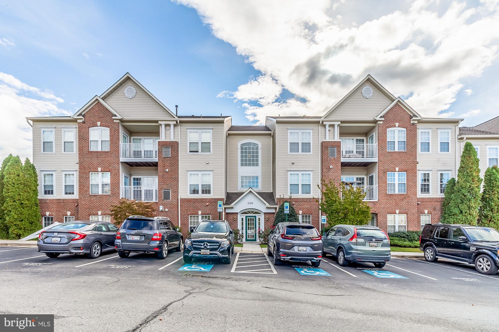 PINEY ORCHARD - Residential