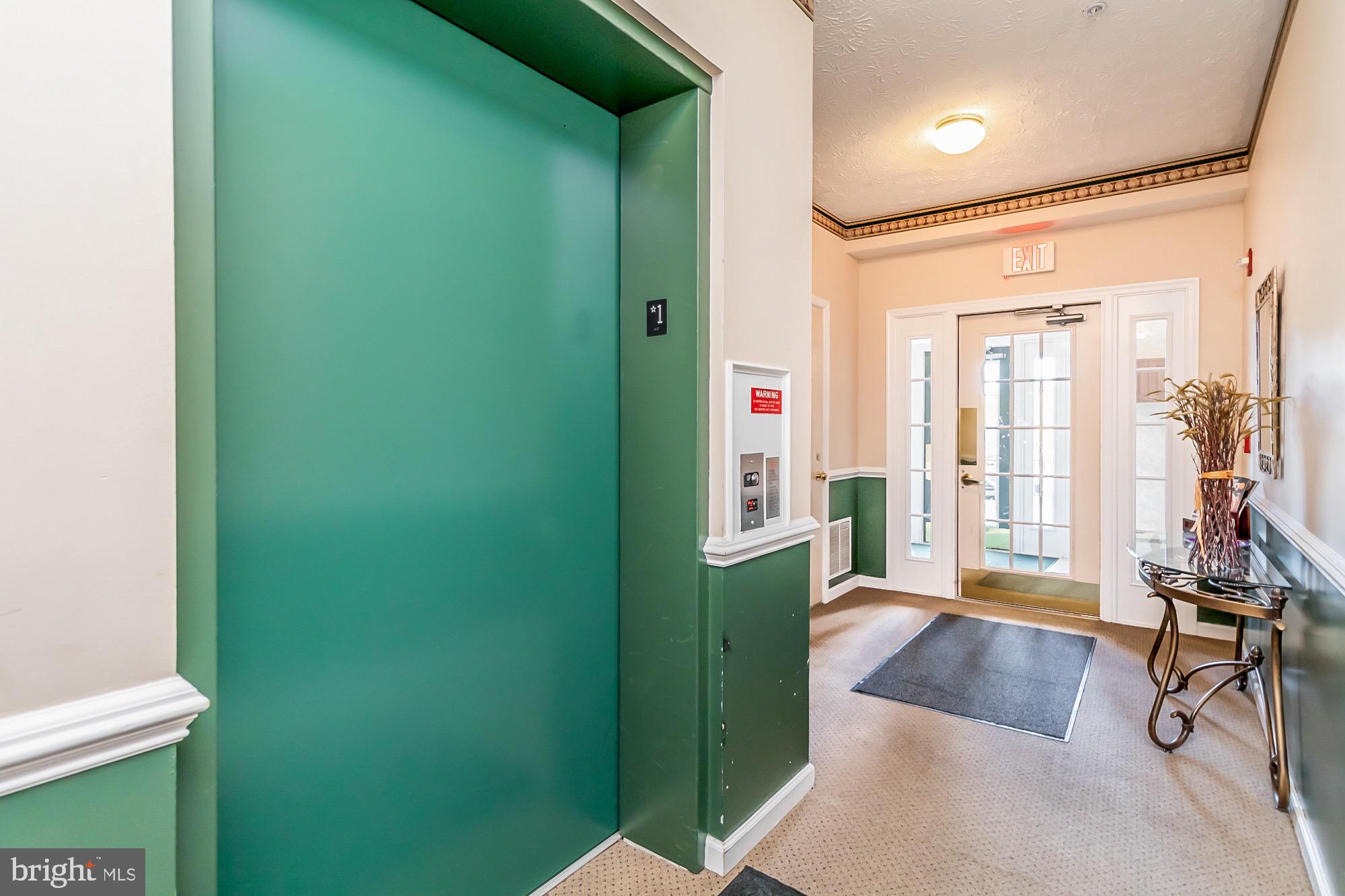 PINEY ORCHARD - Residential