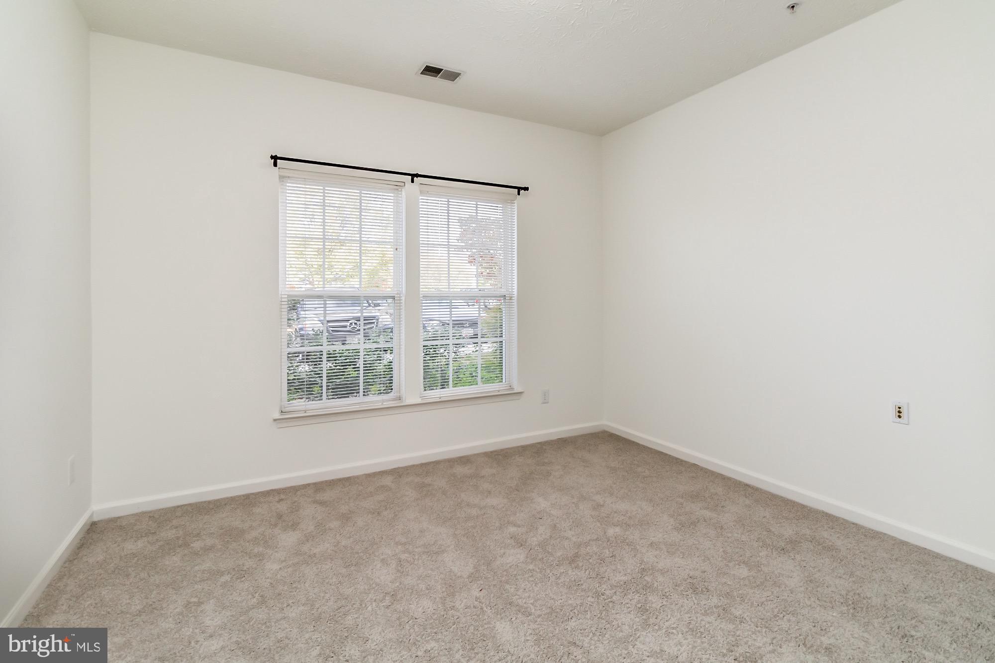 PINEY ORCHARD - Residential