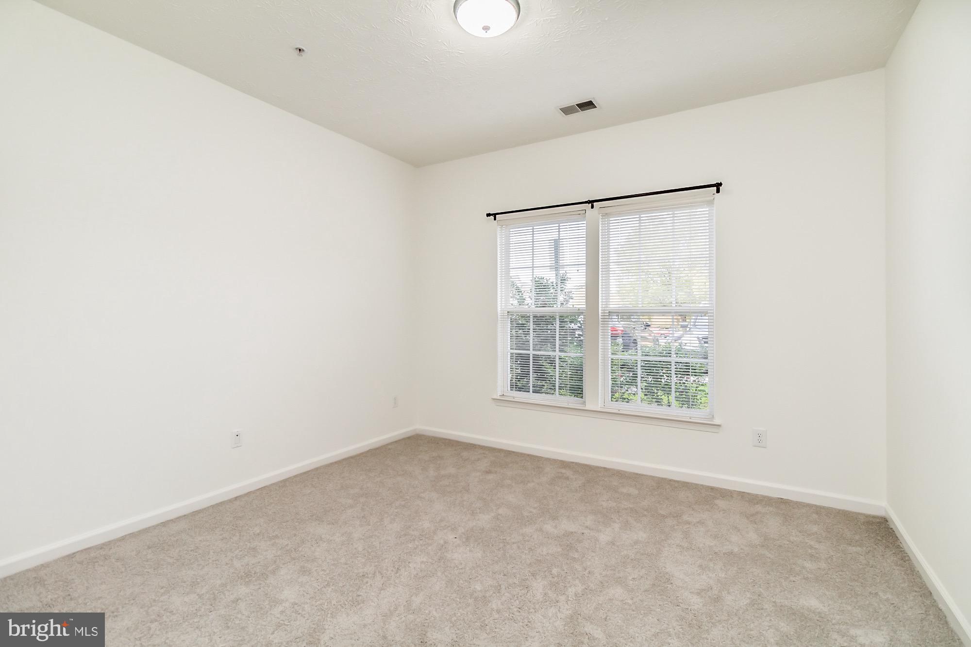 PINEY ORCHARD - Residential