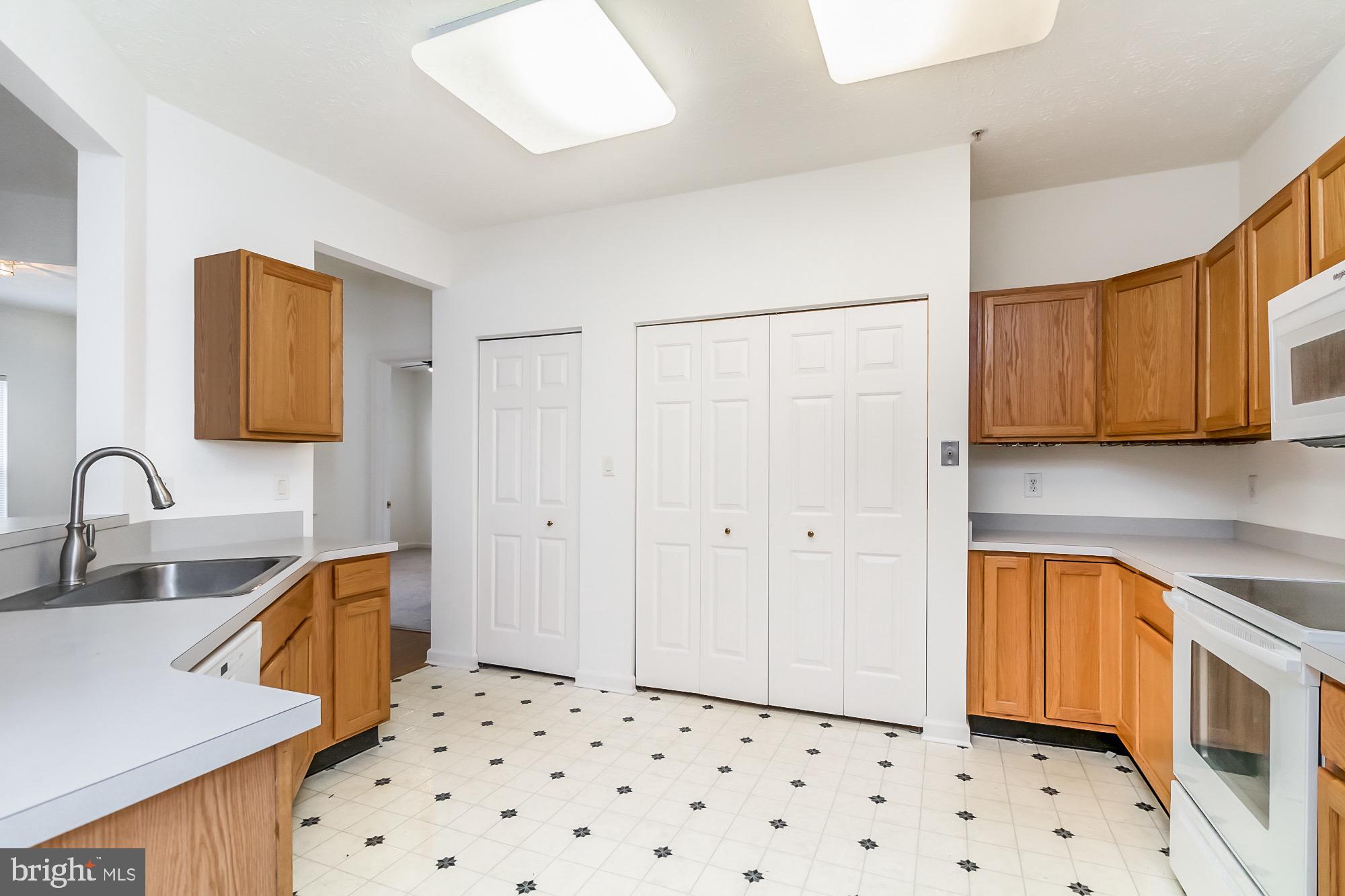 PINEY ORCHARD - Residential