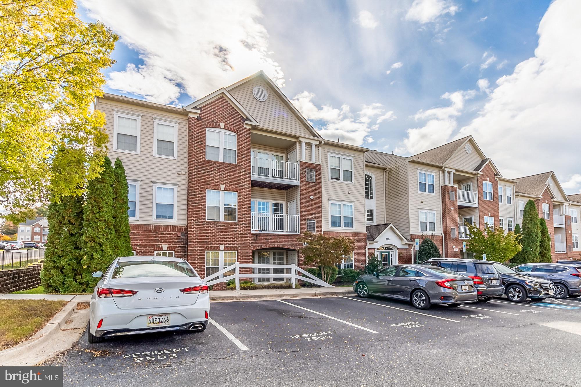 PINEY ORCHARD - Residential