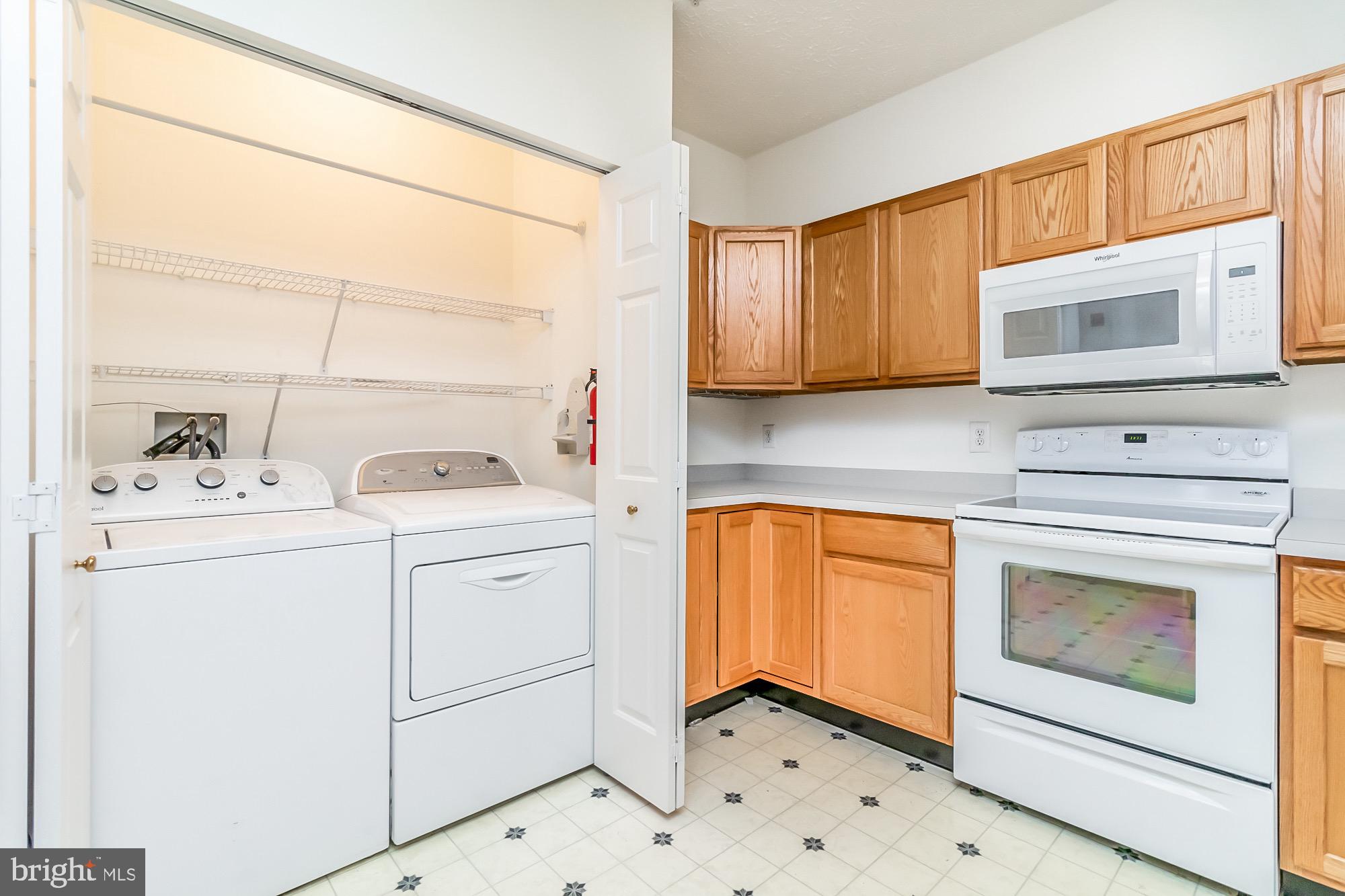 PINEY ORCHARD - Residential