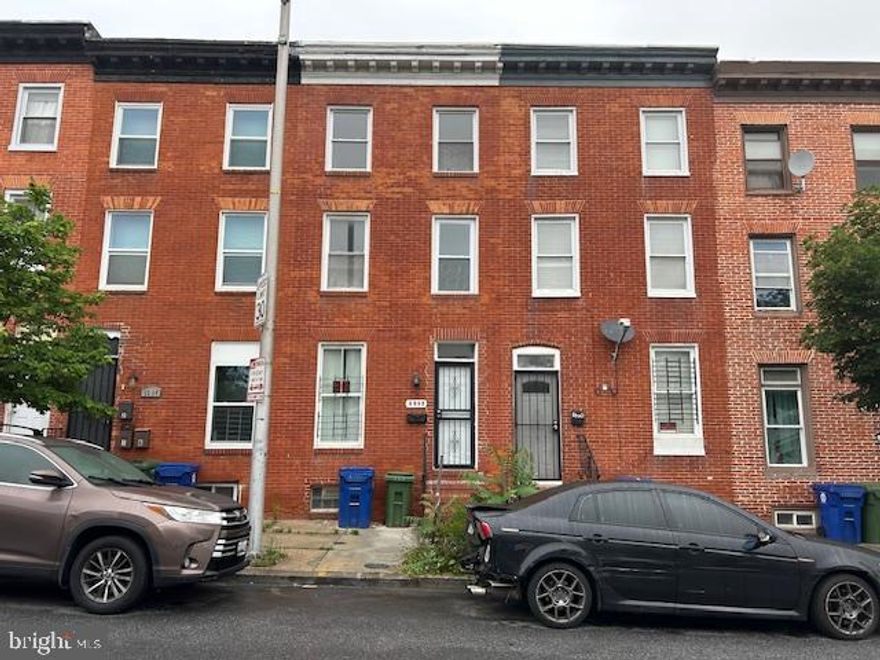 UPDATED 3 BEDROOM 1 BATH APARTMENT LOCATED IN A CONVENIENT LOCATION!   Located close to downtown Baltimore, stadiums, and major roadways. MUST HAVE GOOD CREDIT AND NO EVICTIONS OR FILINGS TO BE CONSIDERED - NO EXCEPTIONS.  Pets considered on a dasw-bycase basis.    Housing voucher holder are encourage to apply.  To apply used the following link:   https://apply.link/8b41Y4I