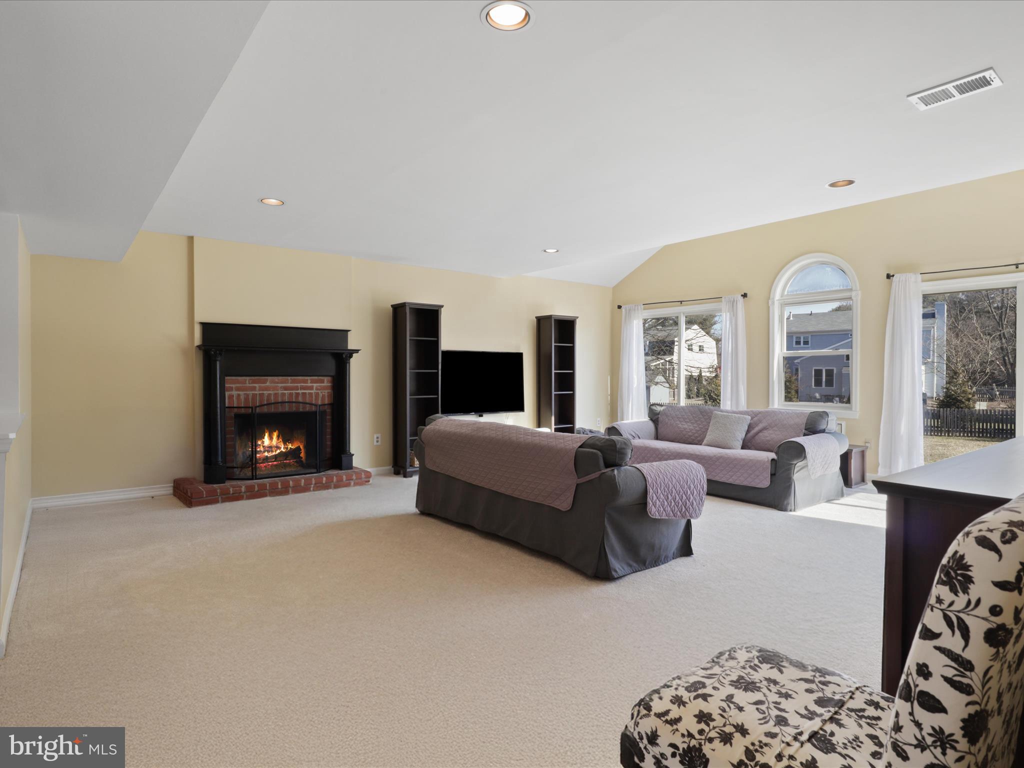 OLNEY SQUARE - Residential