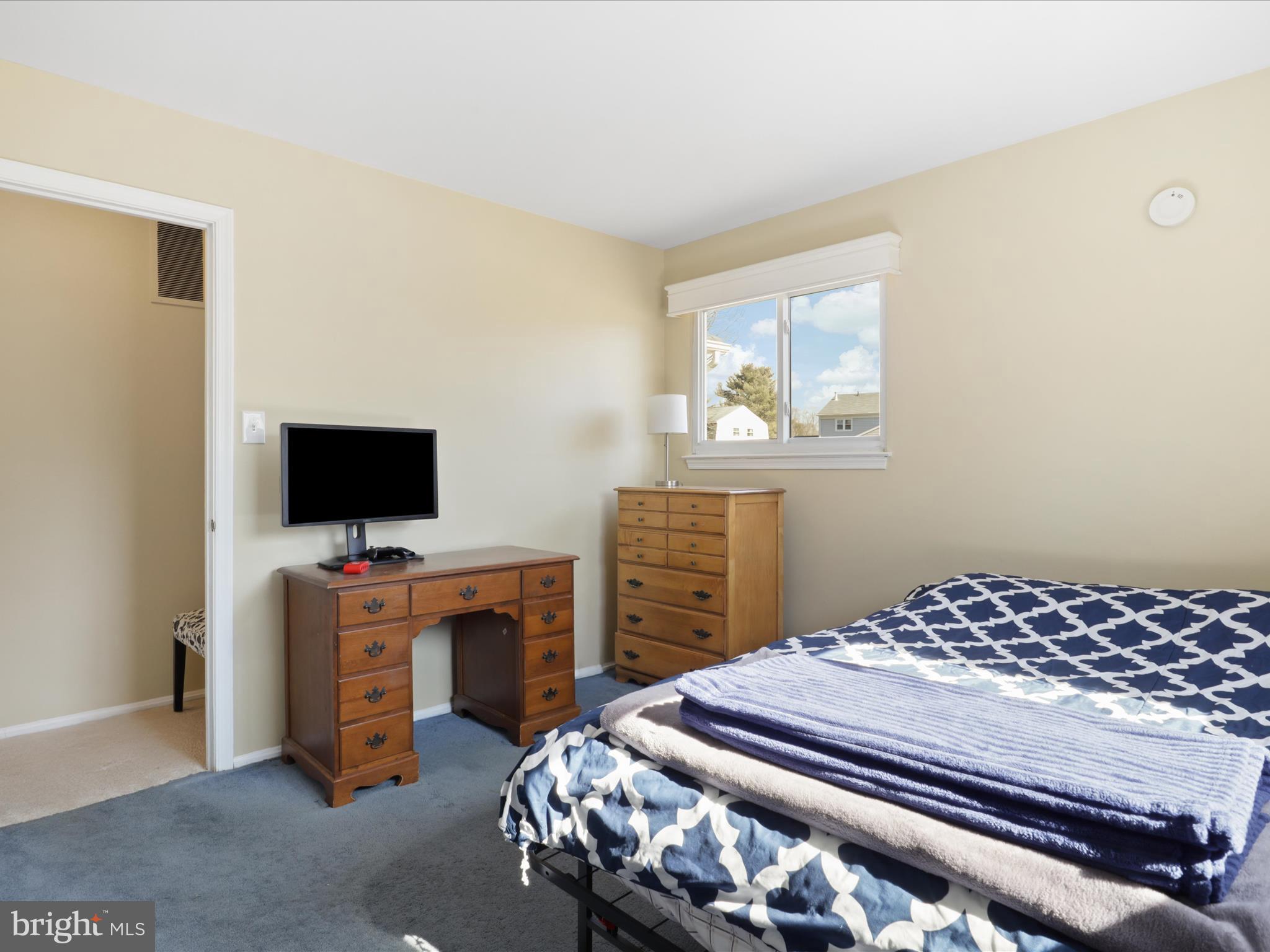 OLNEY SQUARE - Residential