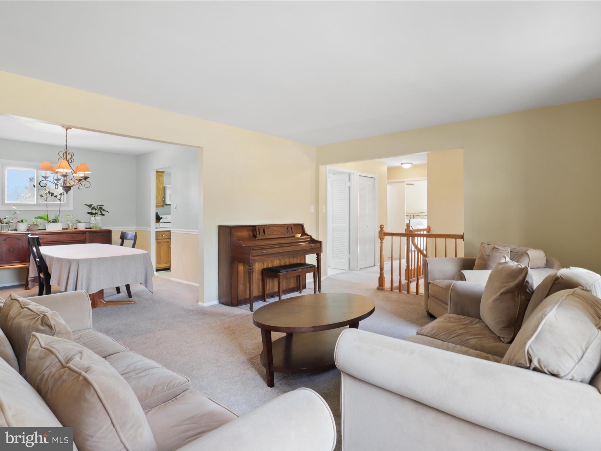 2 DARNELL COURT