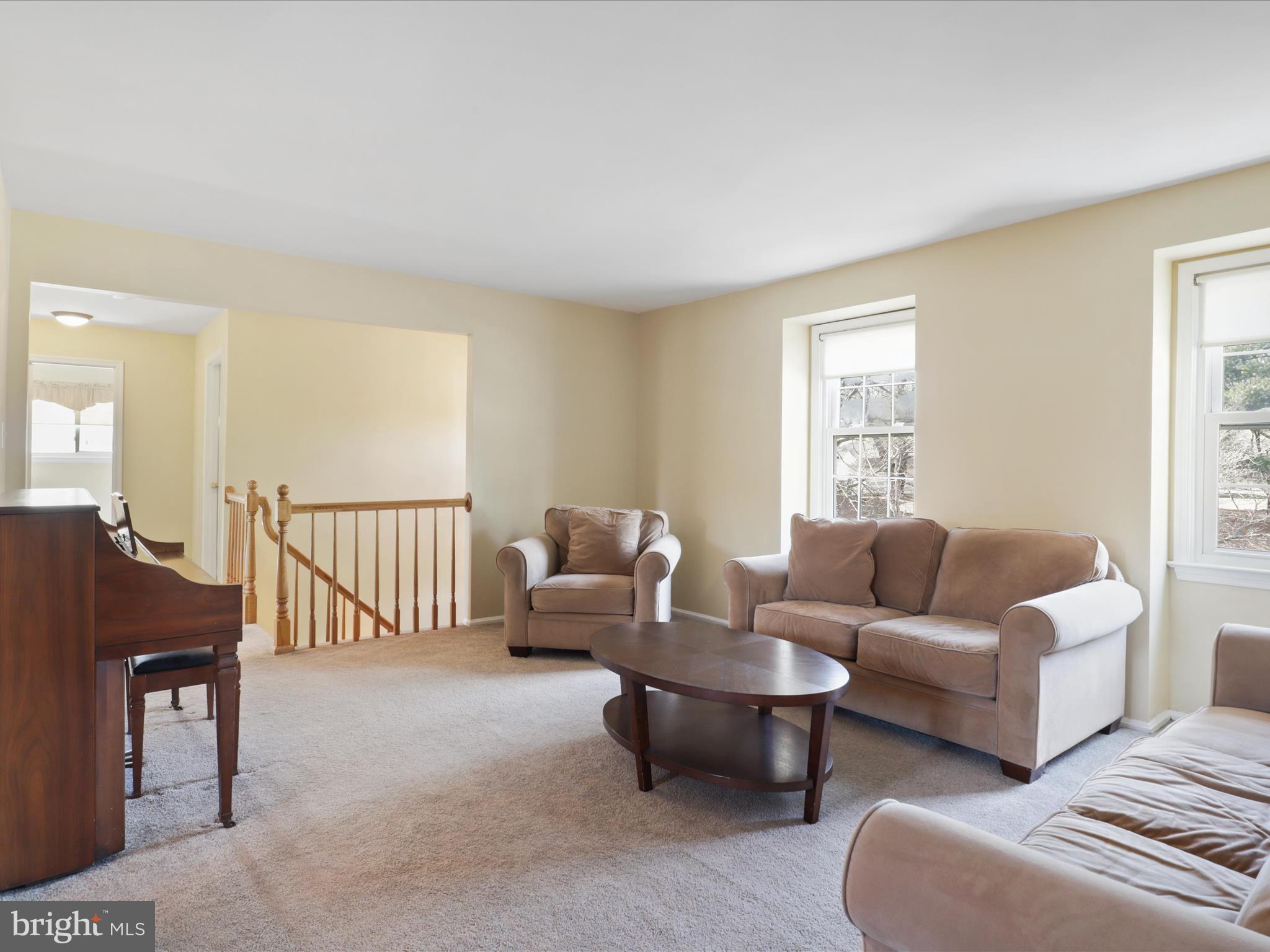 2 DARNELL COURT
