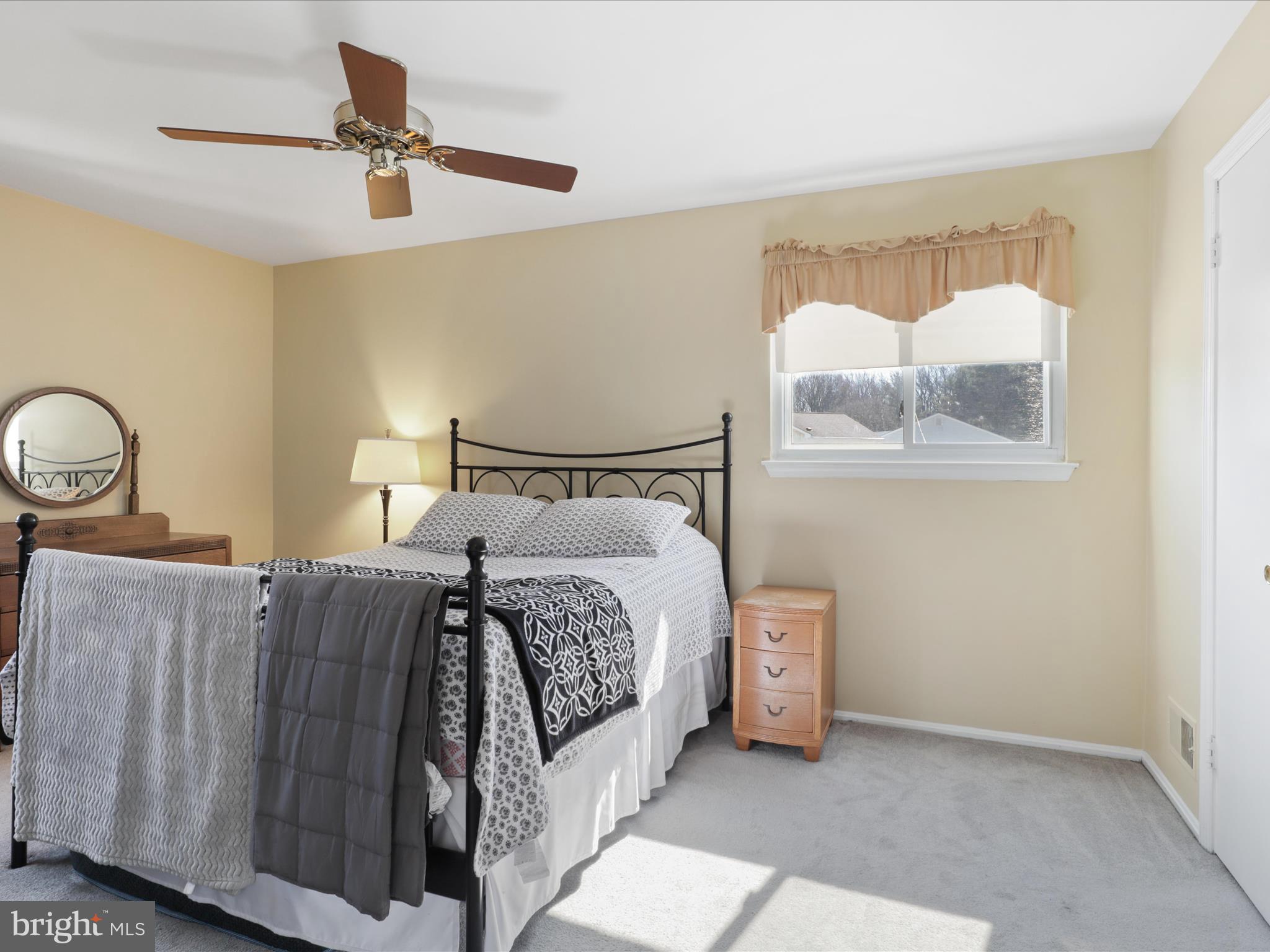 OLNEY SQUARE - Residential