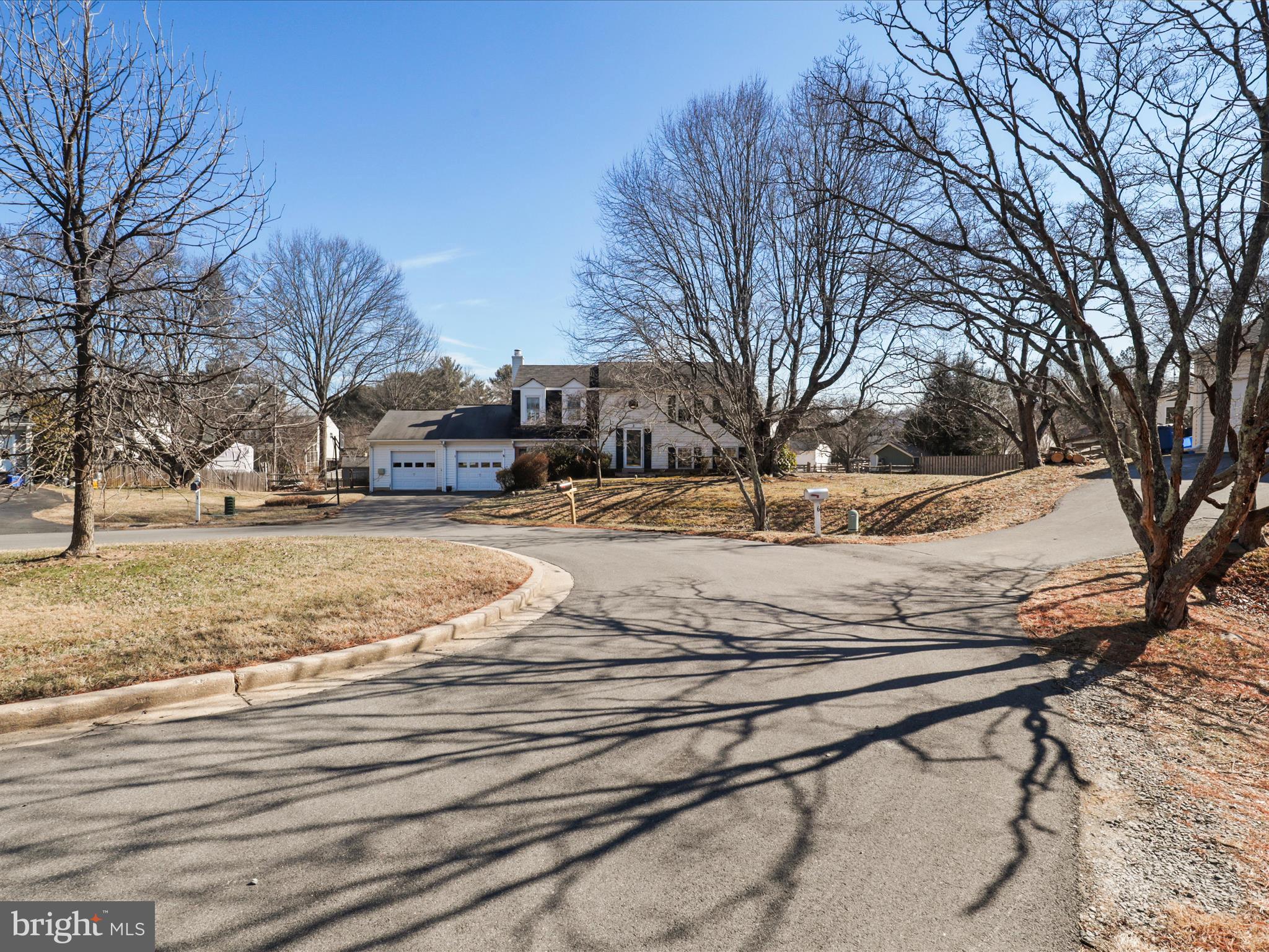 OLNEY SQUARE - Residential