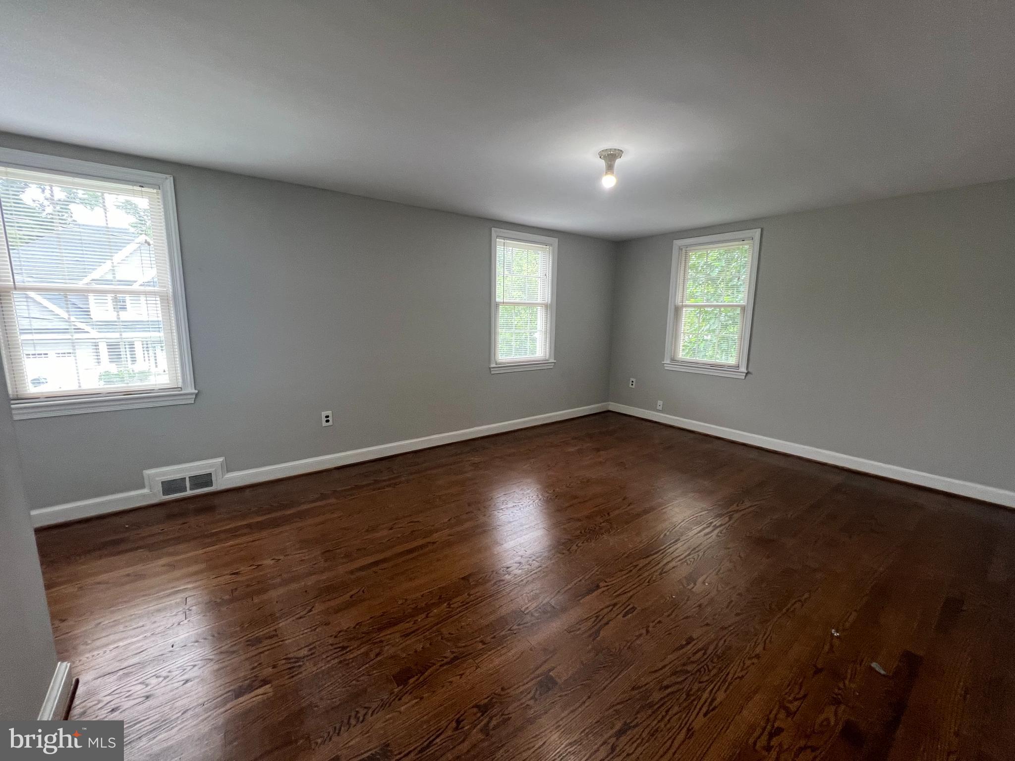 WAYCROFT - WOODLAWN - Residential Lease