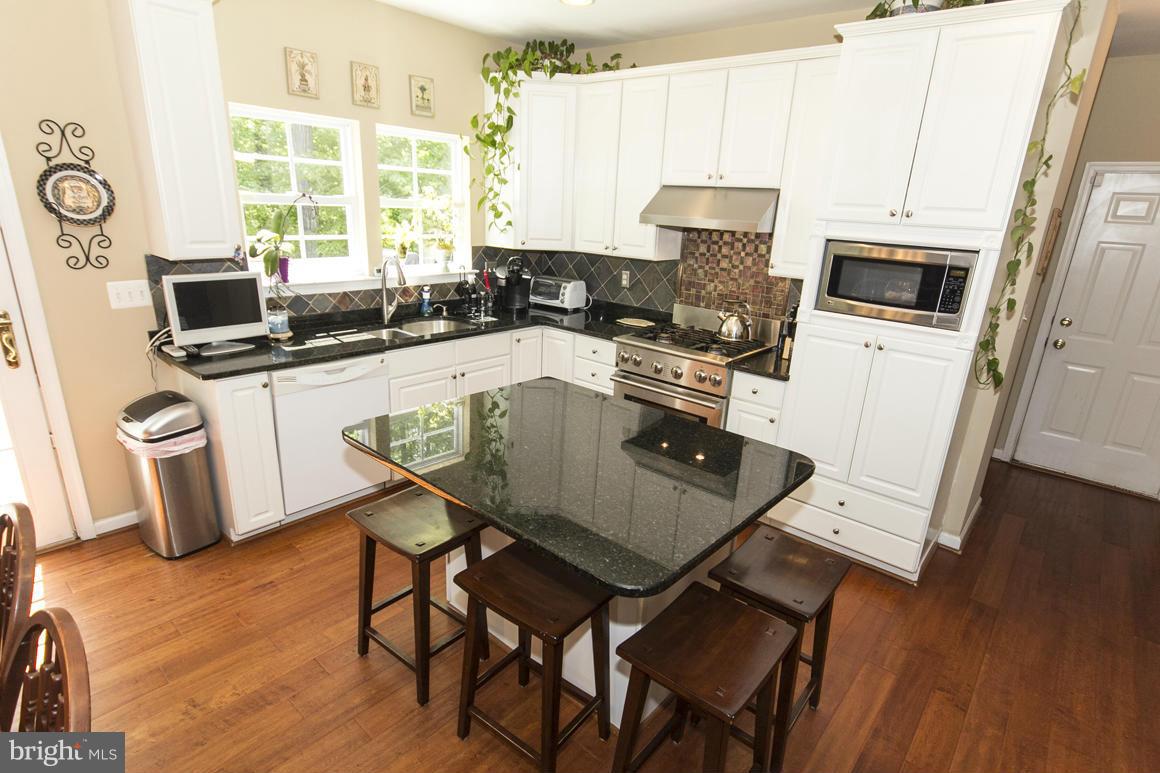 VINEYARD OAK - Residential