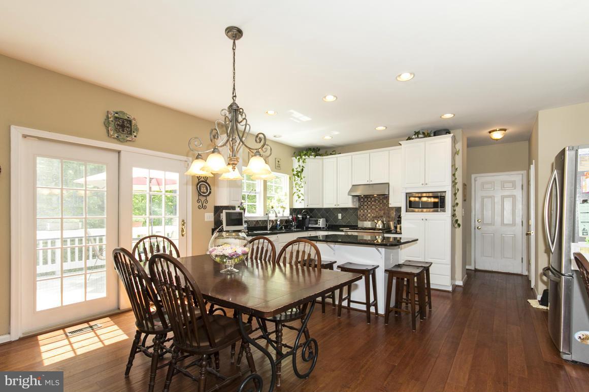 VINEYARD OAK - Residential