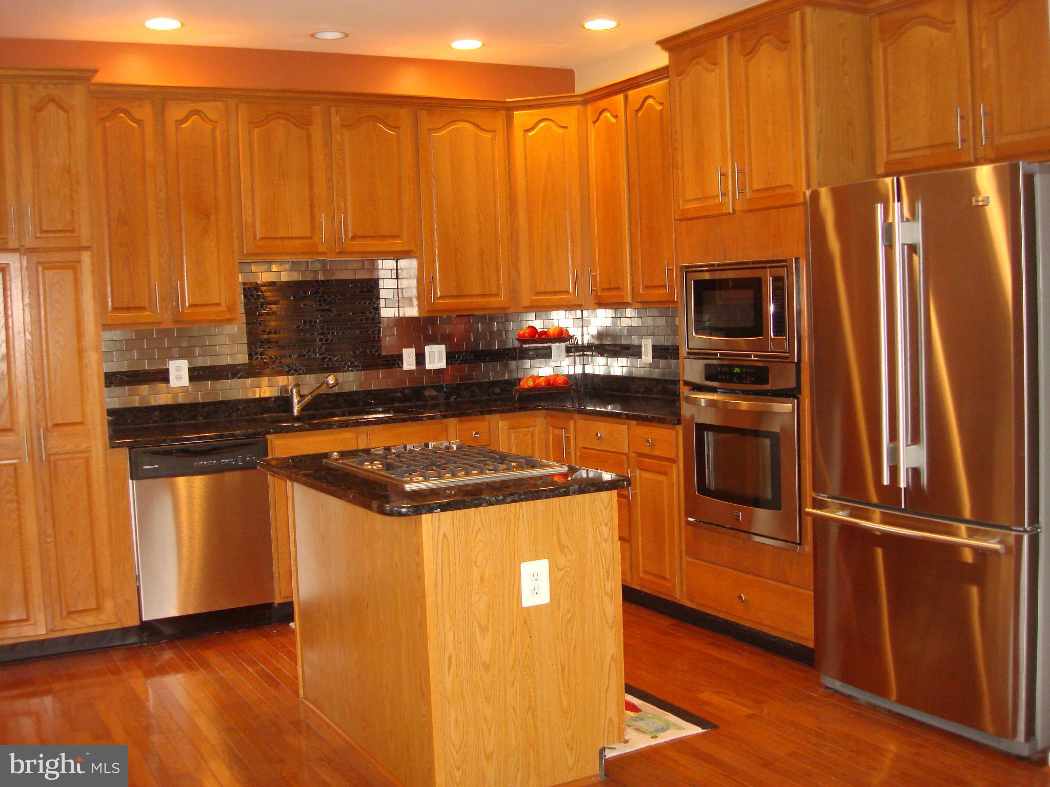 FARMWELL HUNT - Residential Lease