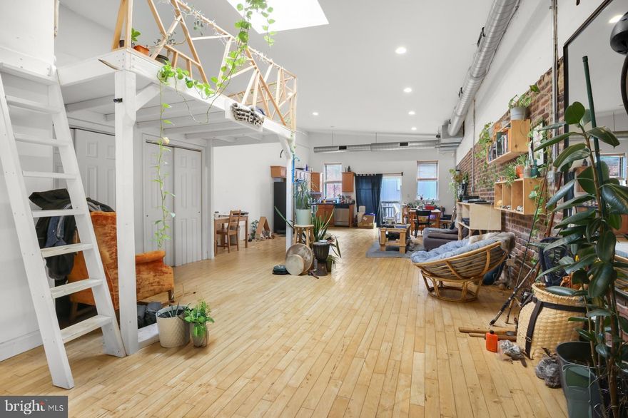 Available Early May:

Discover 1743 Tilghman St #2R, a spacious studio apartment with wood floors, exposed brick and central A/C. The entry opens into a giant open living space with two closets at the front and another closet with a stacked washer and dryer for added convenience. With plenty of room to create separate bedroom and living room areas, this unit offers a flexible layout to fit your needs. The kitchen is equipped with wood cabinets and all stainless steel appliances, bringing both style and functionality to the space. Sliding glass doors lead to a sizable deck - perfect for relaxing or entertaining outdoors. This studio blends modern amenities with classic charm in a fantastic location. Schedule a showing and see it for yourself. Call today! Please note: the loft pictured belongs to the current tenant and will not remain with the apartment.

Lease Terms:

Generally, 1st month, 12th month, and 1 month security deposit due at, or prior to, lease signing. Other terms may be required by Landlord. $55 application fee per applicant. Pets are conditional on owner's approval and may require an additional fee if accepted. (Generally, $500/dog and $250/cat). Tenants responsible for: electricity, gas, cable/internet, and a $50/month flat water fee. Landlord Requirements: Applicants to make 3x the monthly rent in verifiable net income, credit history to be considered (i.e. no active collections), no evictions within the past 4 years, and must have a verifiable rental history with on-time rental payments. Exceptions to this criteria may exist under the law and will be considered.