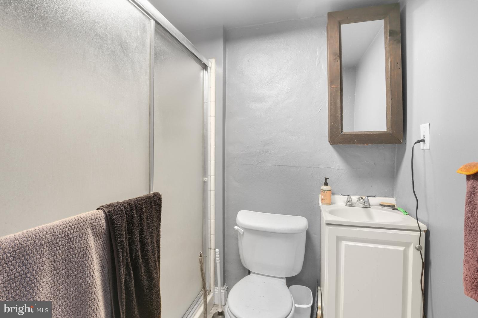 OLDE KENSINGTON - Residential Lease