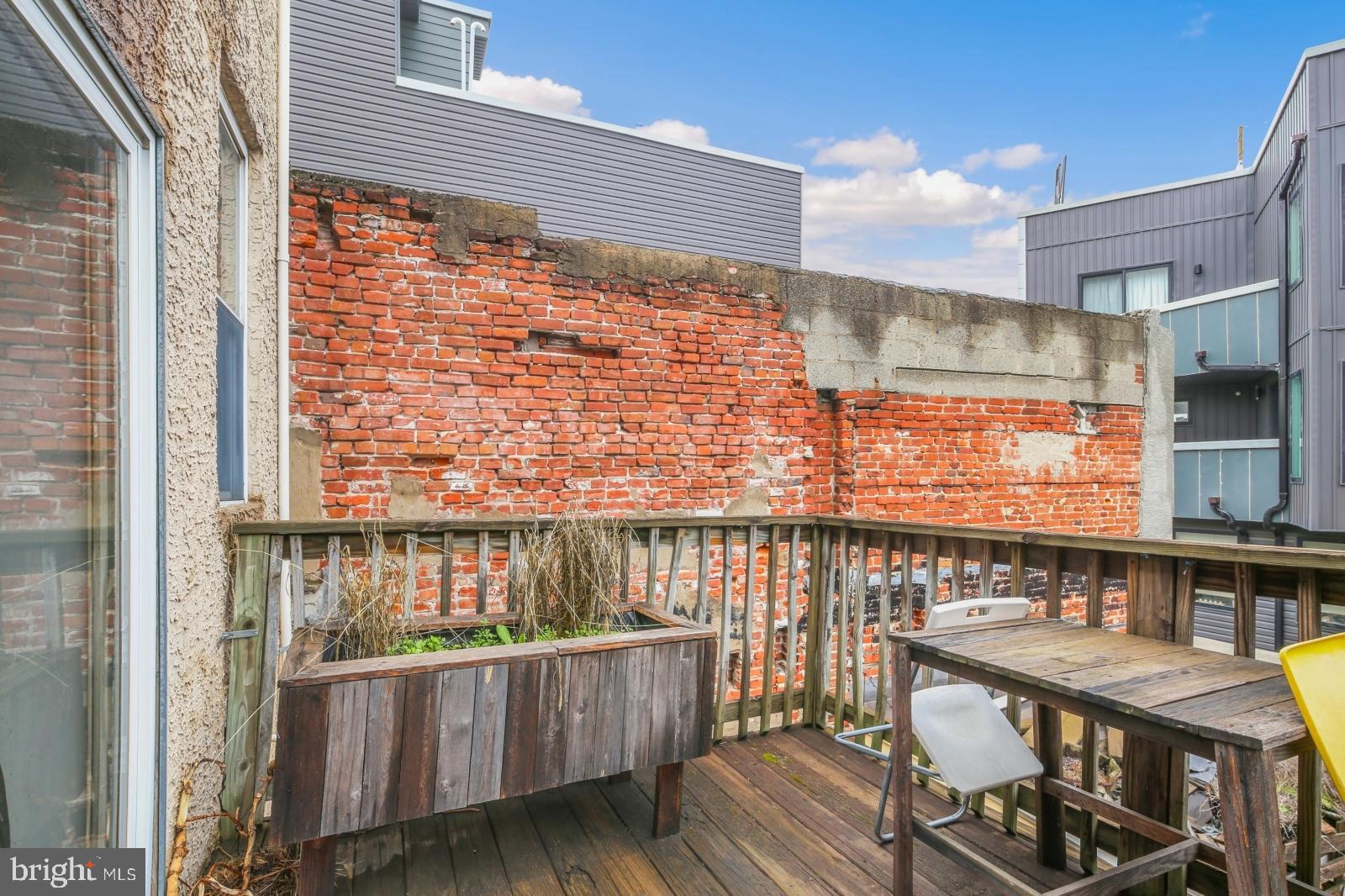 OLDE KENSINGTON - Residential Lease