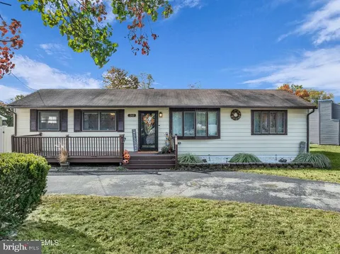 202 Orangewood Drive, Brick, NJ MLS: NJOC2037926