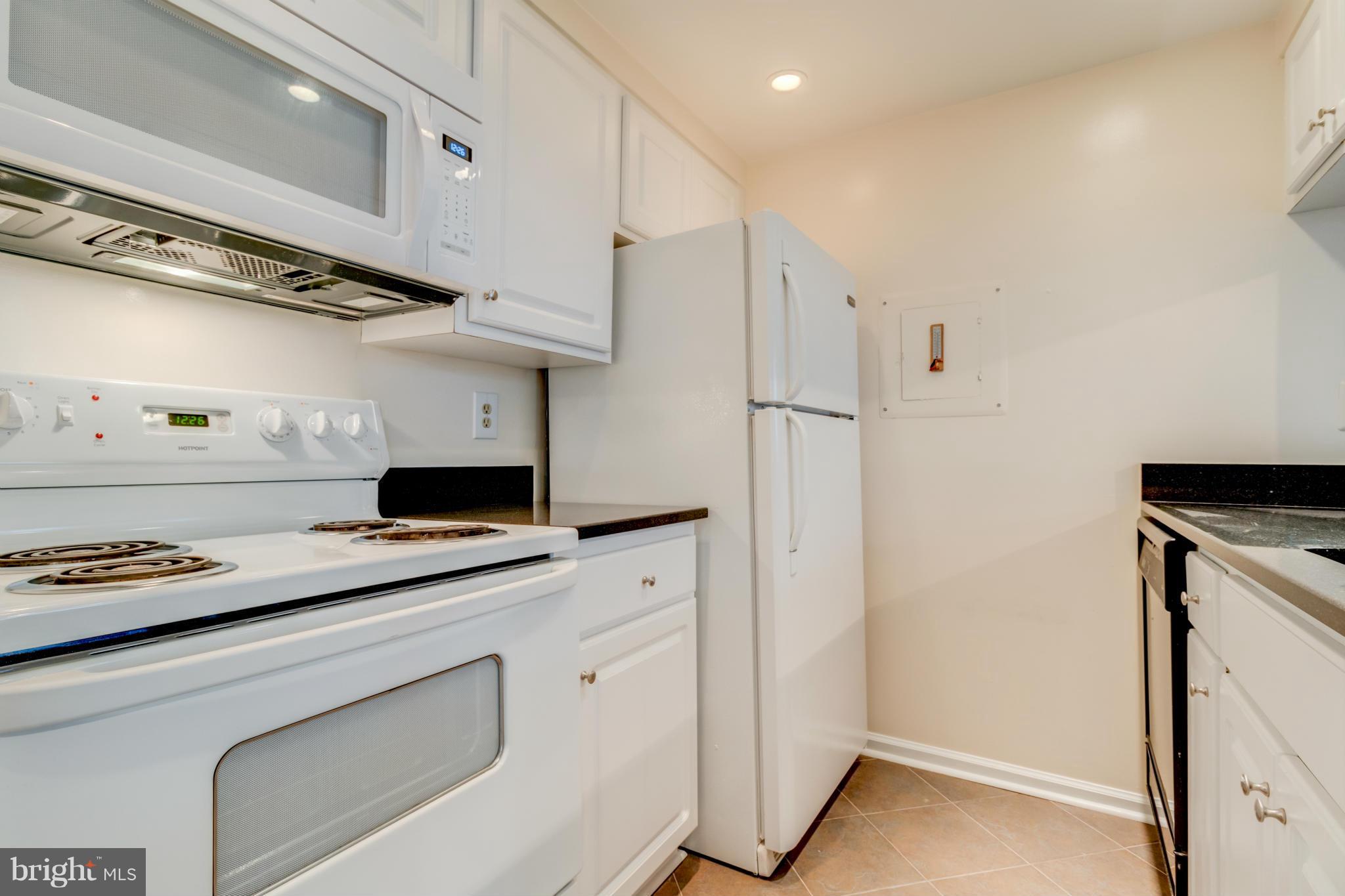 COURTBRIDGE - Residential Lease