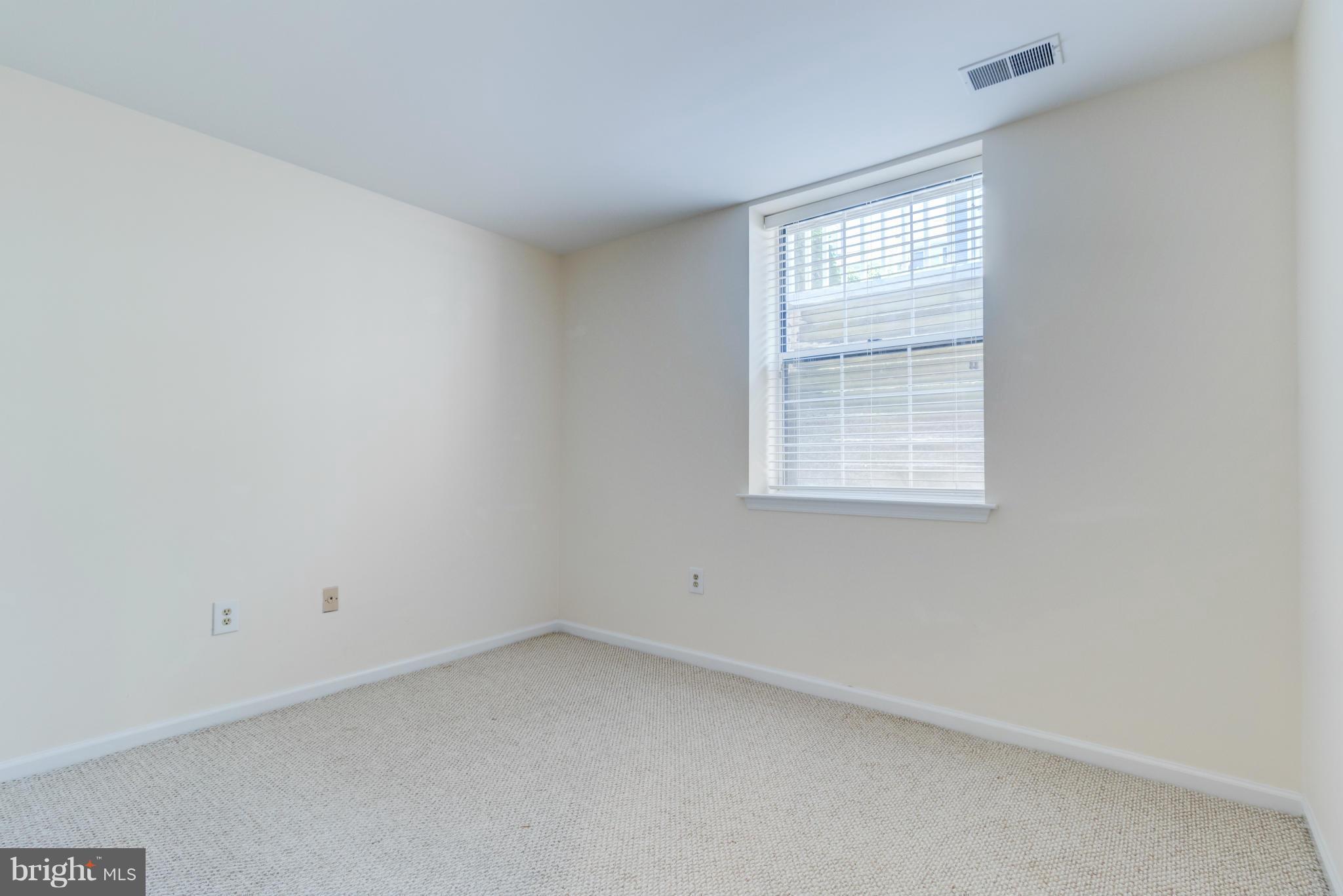 COURTBRIDGE - Residential Lease