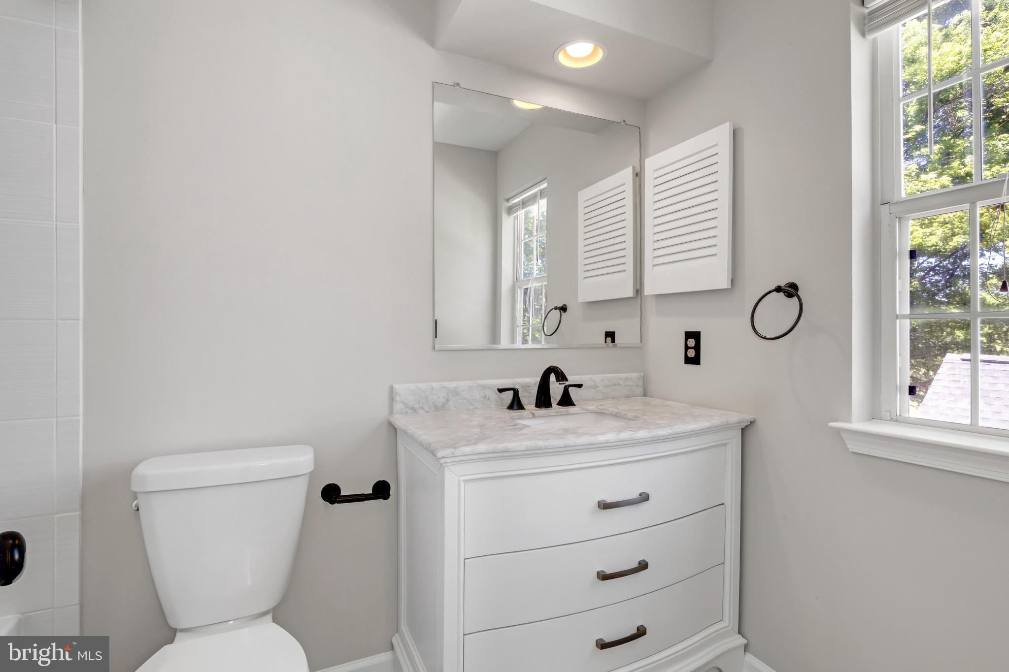 PARK RIDGE - Residential Lease