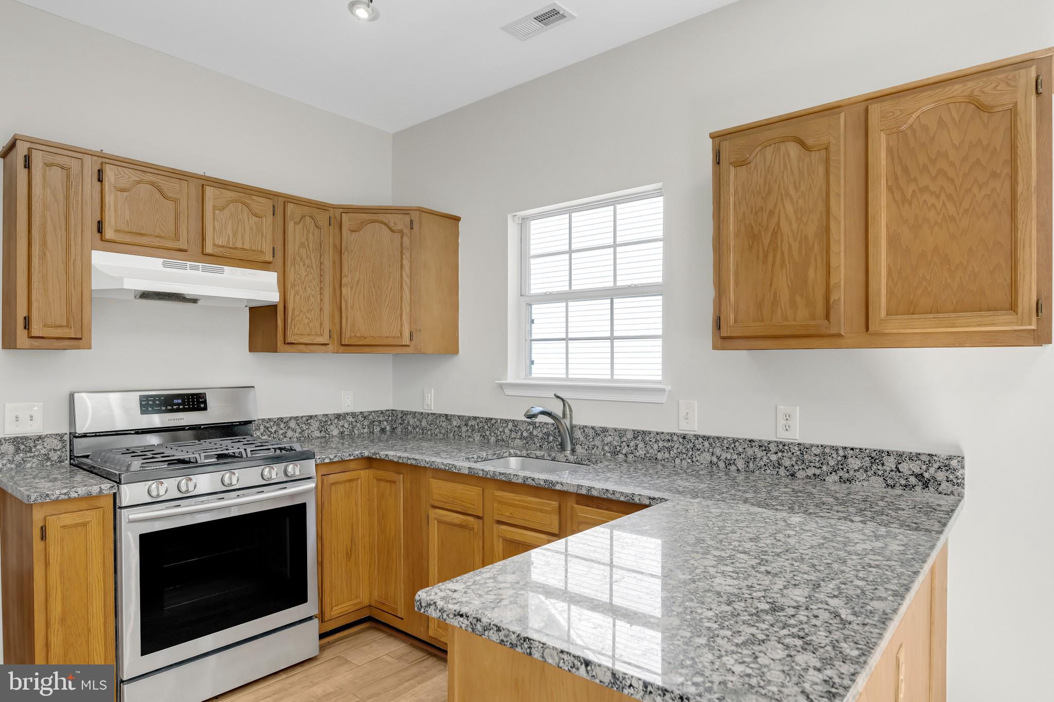 PARK RIDGE - Residential Lease