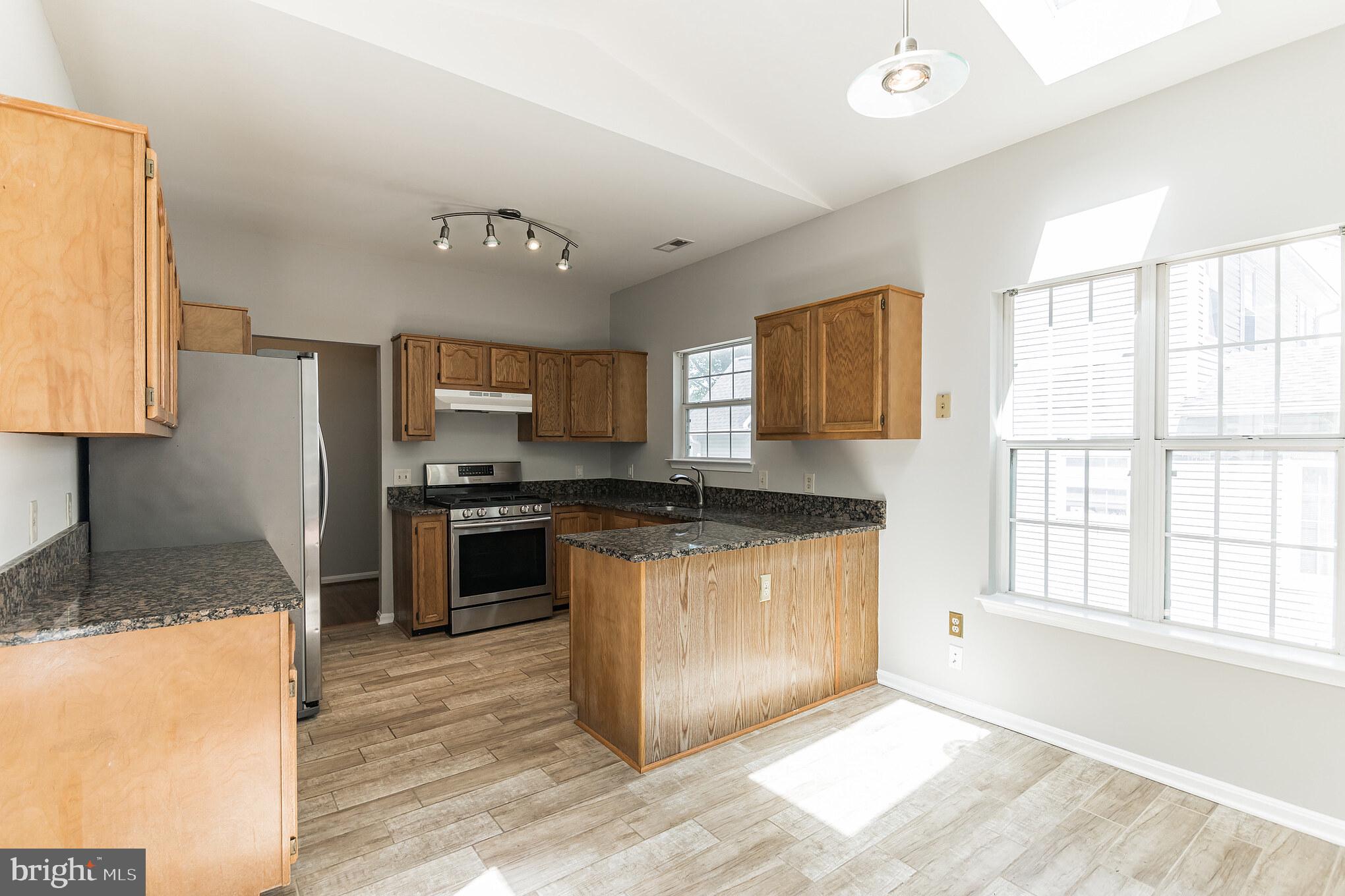 PARK RIDGE - Residential Lease