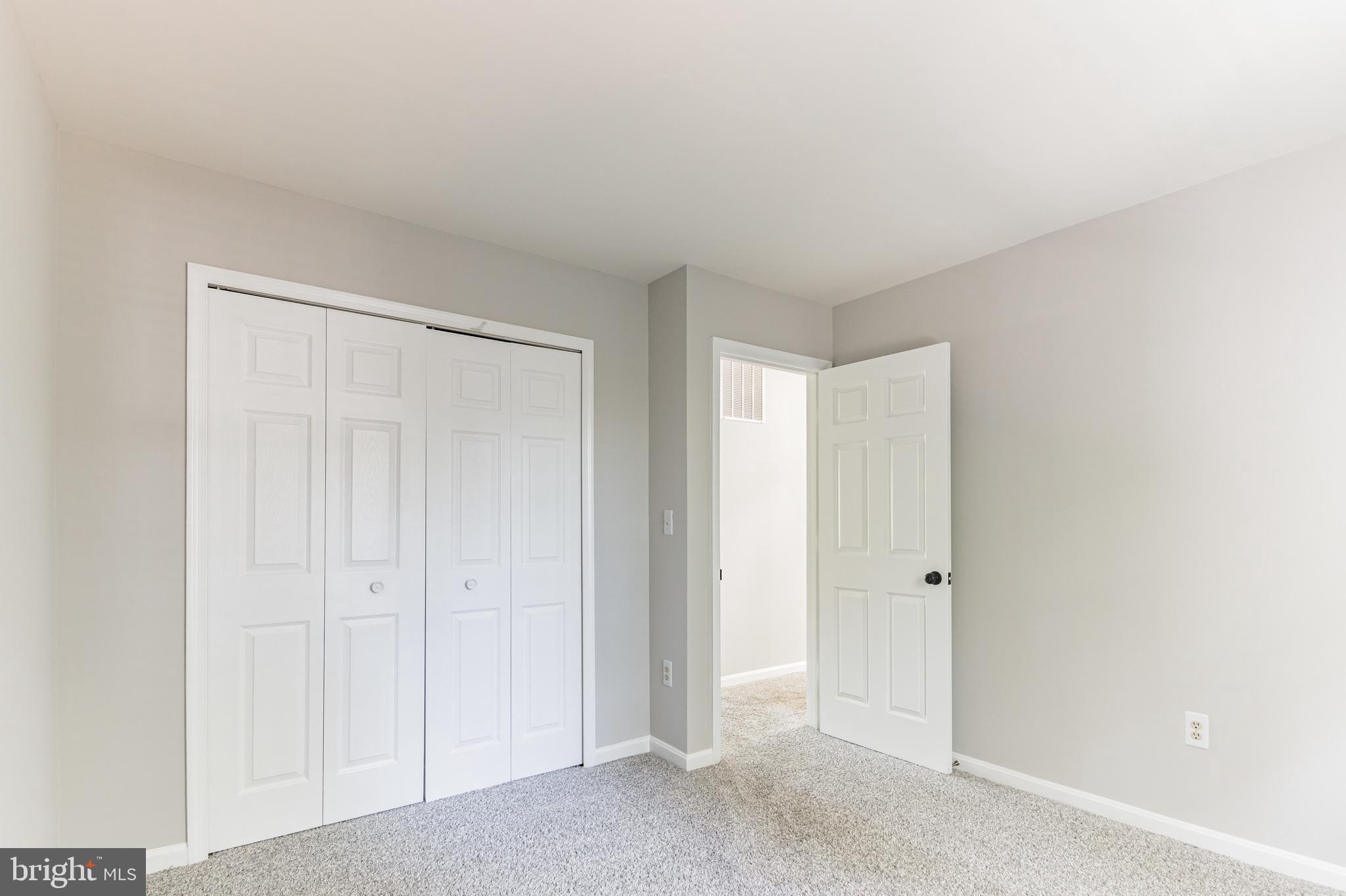 PARK RIDGE - Residential Lease