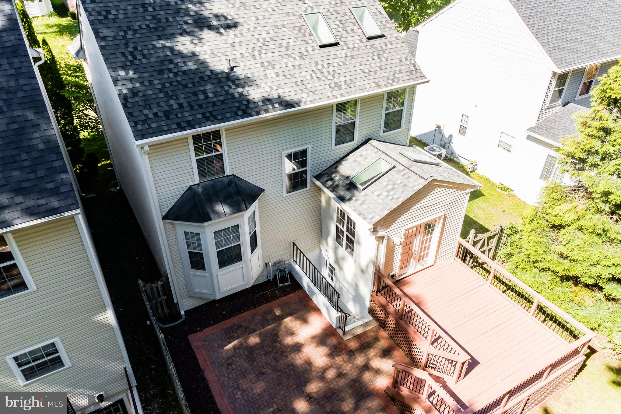 PARK RIDGE - Residential Lease