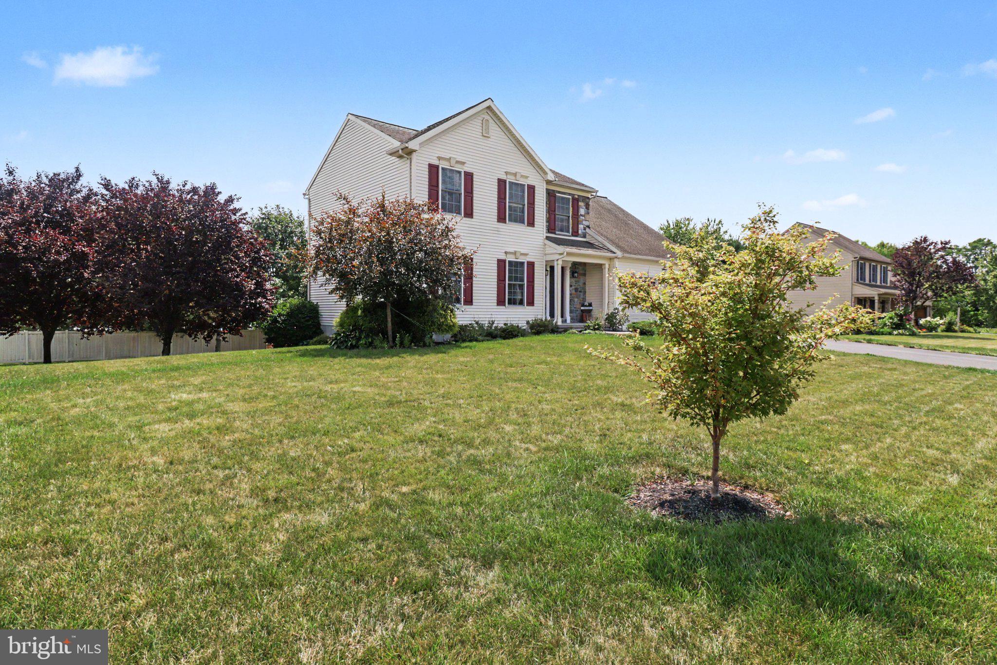 2036 MALLARD LN