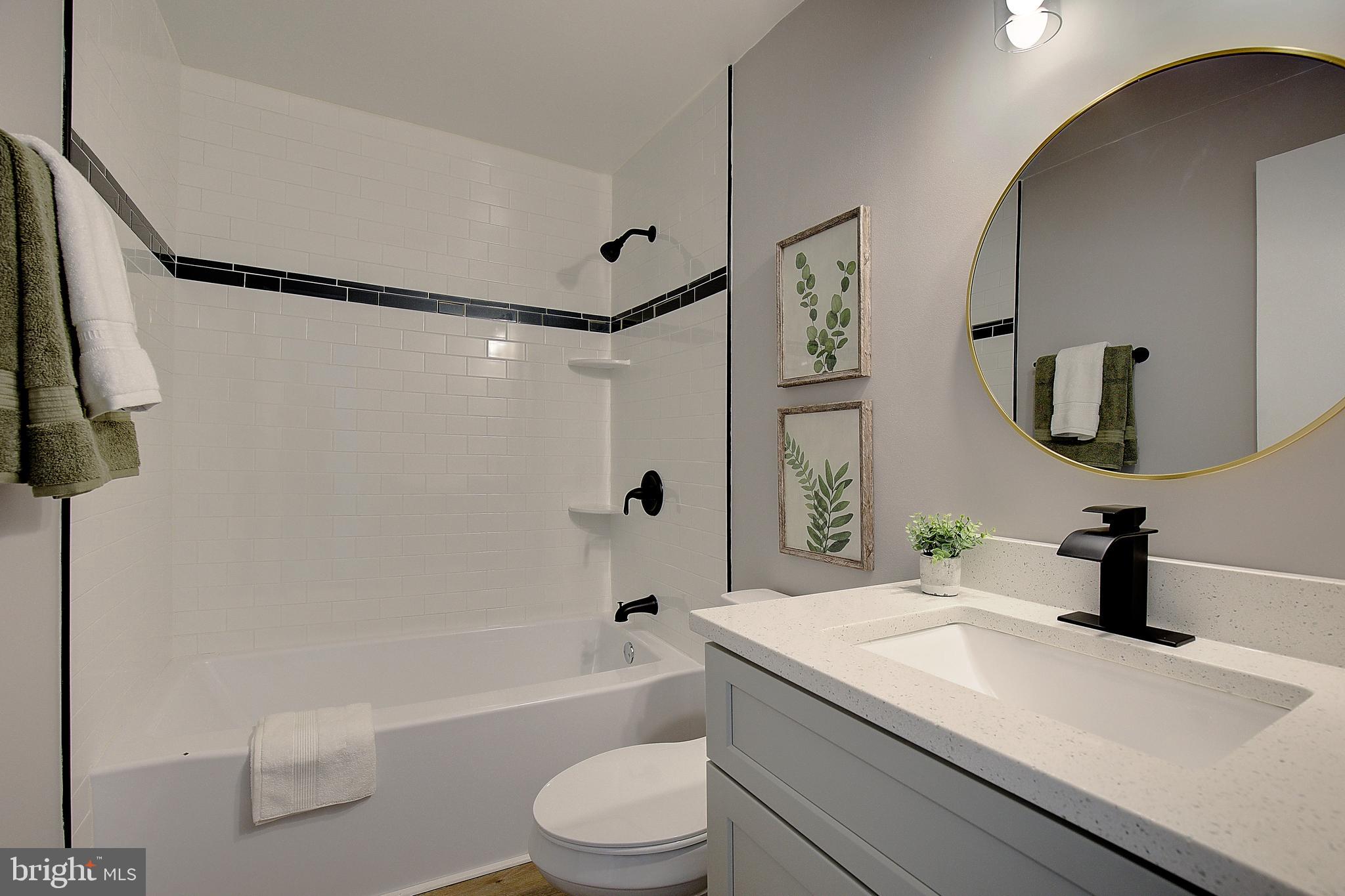 ROMAR VIEW - Residential