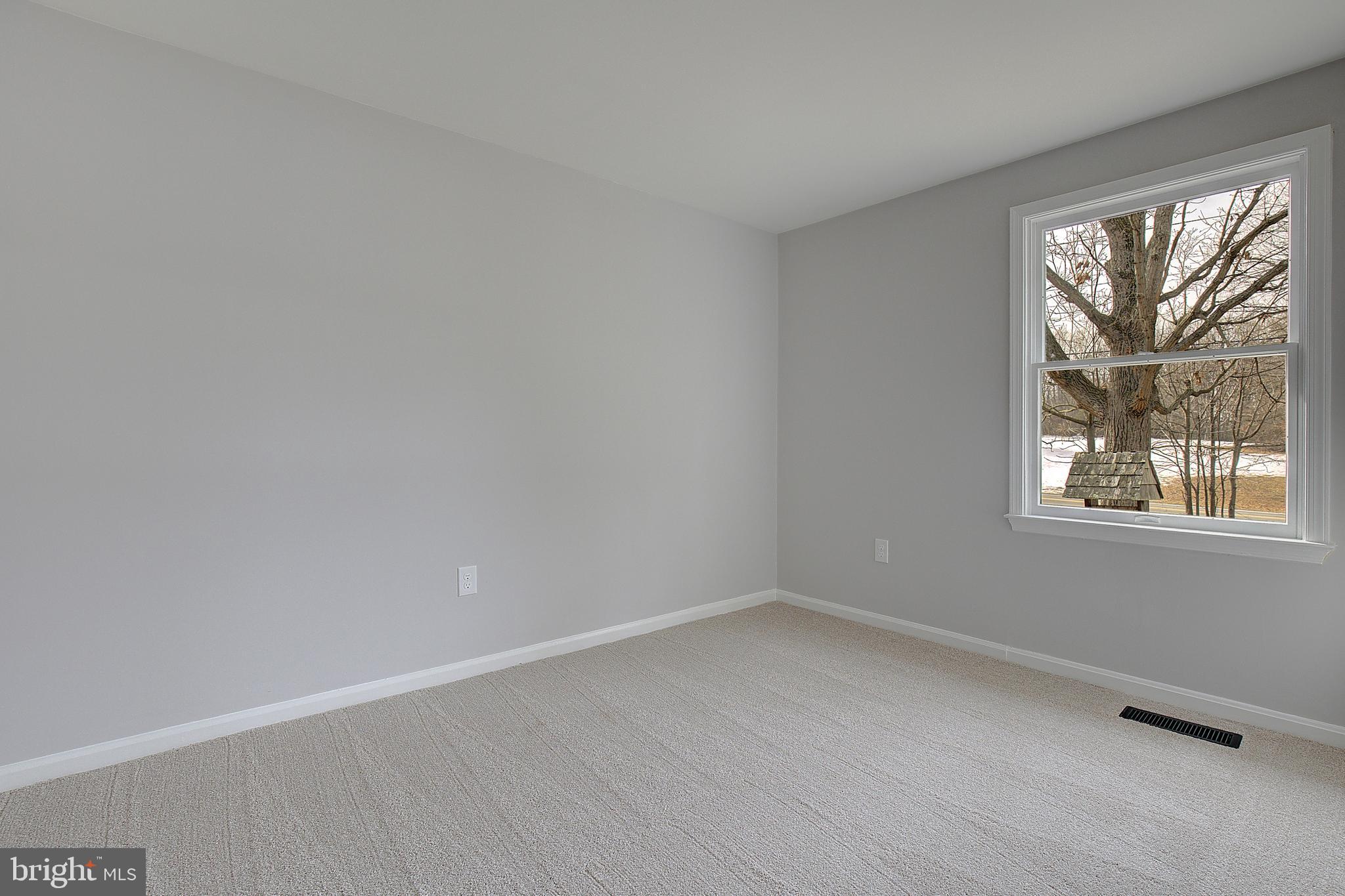 ROMAR VIEW - Residential