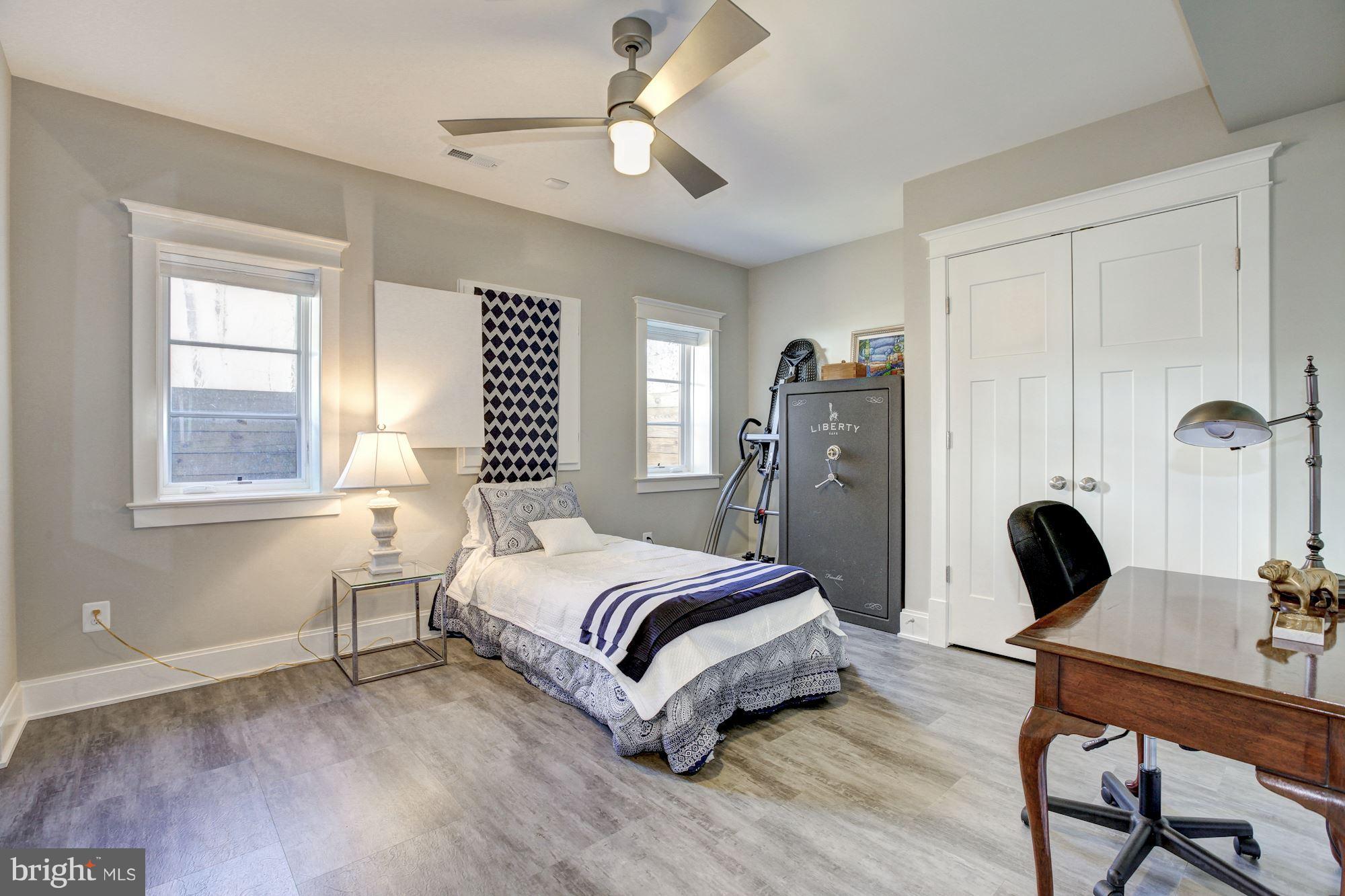 NORTH ARLINGTON - Residential