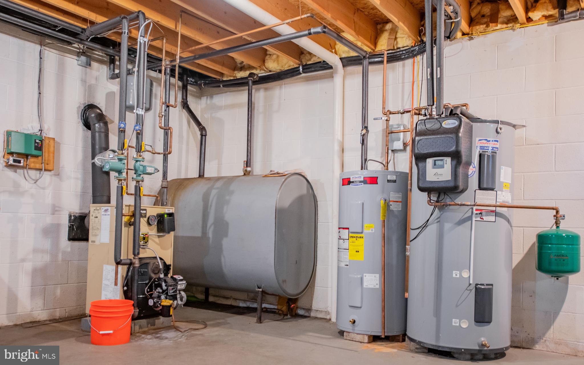 SAGAMORE HILLS - Residential