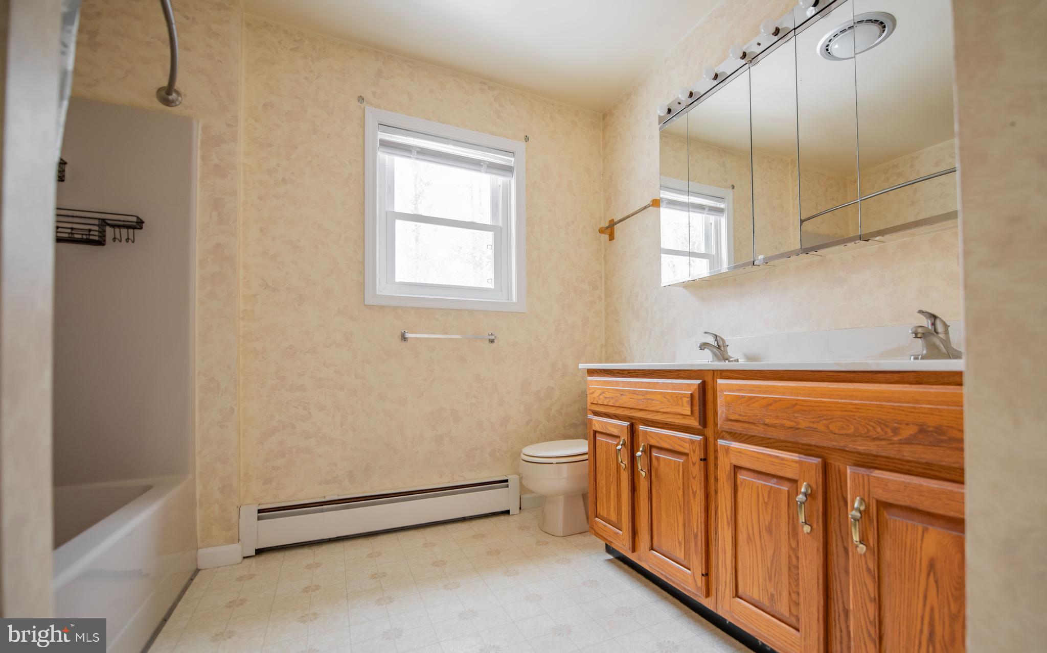 SAGAMORE HILLS - Residential