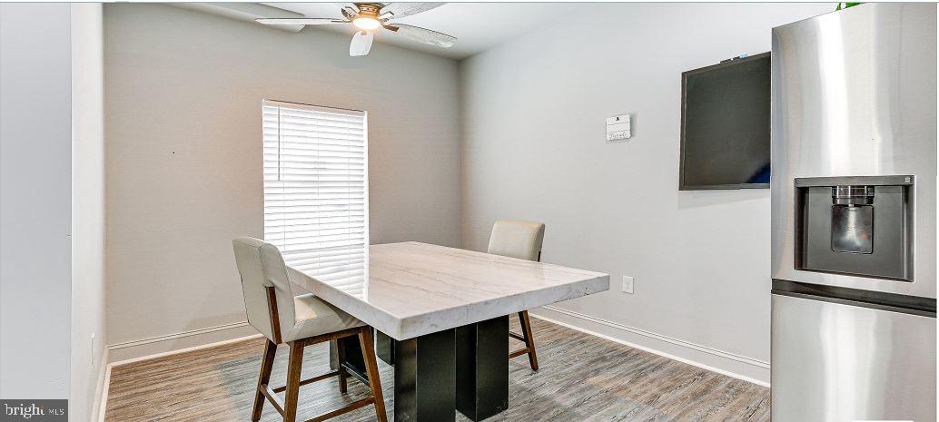 EASTERWOOD - Residential Lease