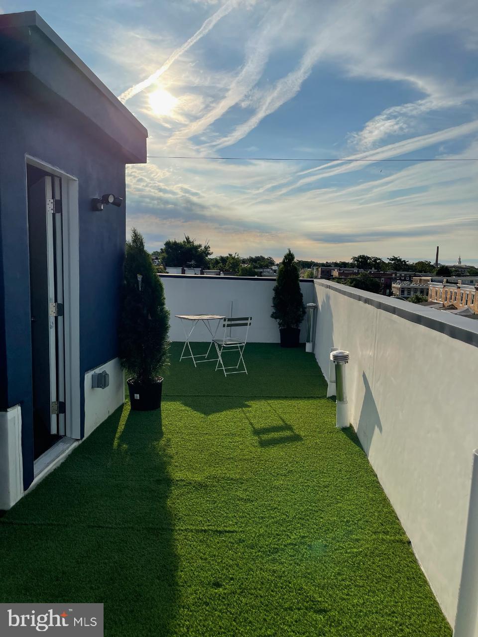 EASTERWOOD - Residential Lease