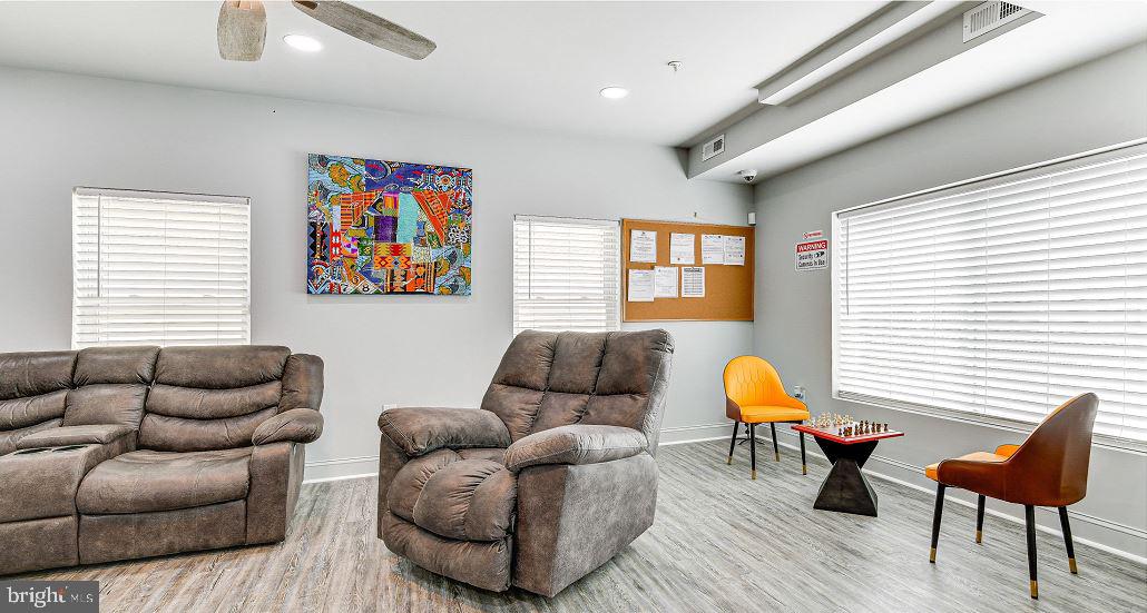 EASTERWOOD - Residential Lease