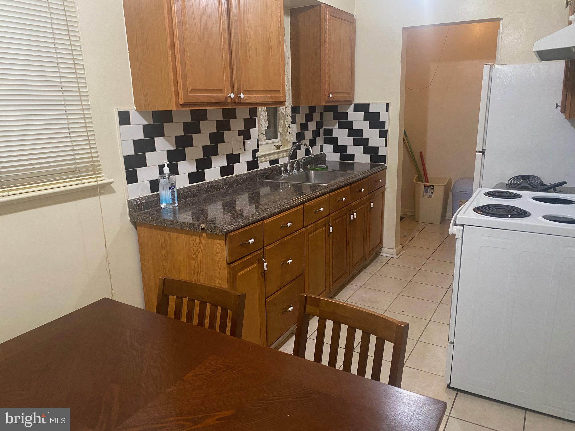 LANGLEY PARK - Residential Lease