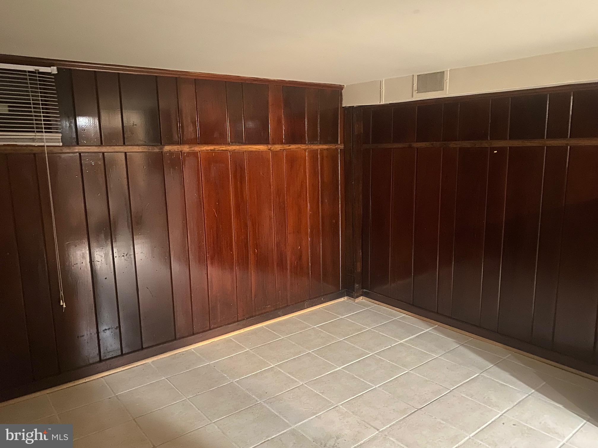 LANGLEY PARK - Residential Lease