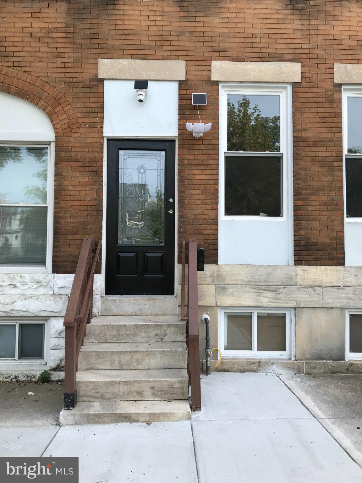 527 E 20TH STREET