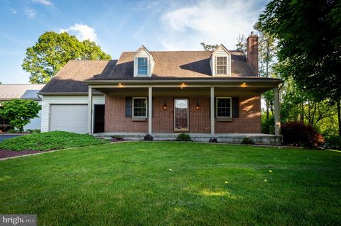Photo of 30 Sherrard Drive, Willow Street, PA 17584 (MLS # PALA2051114)