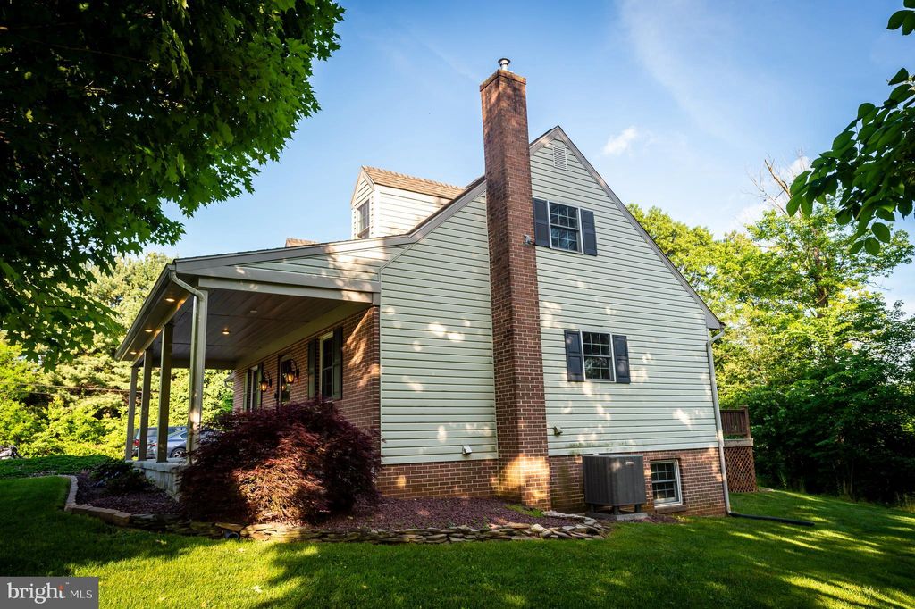 Photo of 30 Sherrard Drive, Willow Street, PA 17584 (MLS # PALA2051114)