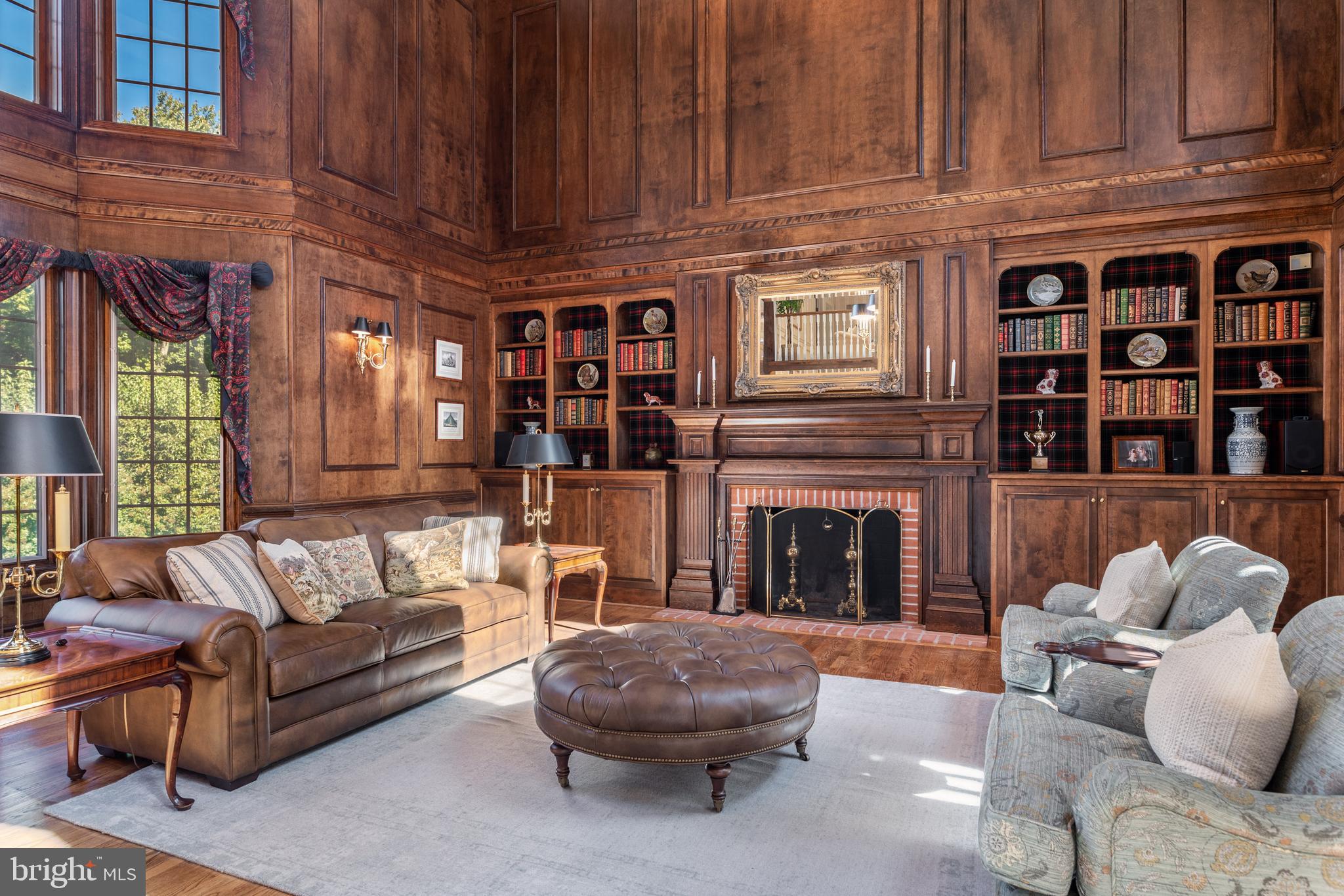 RADNOR HUNT - Residential