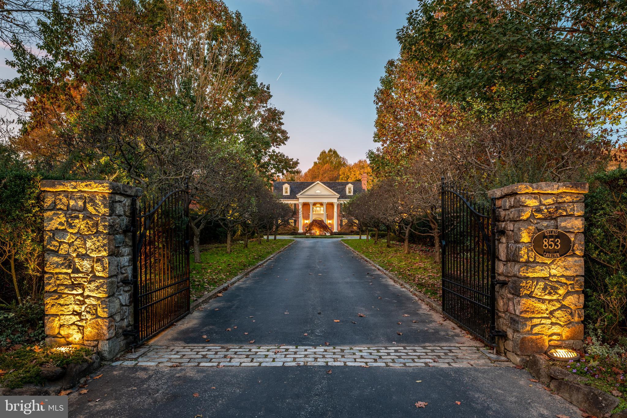 RADNOR HUNT - Residential