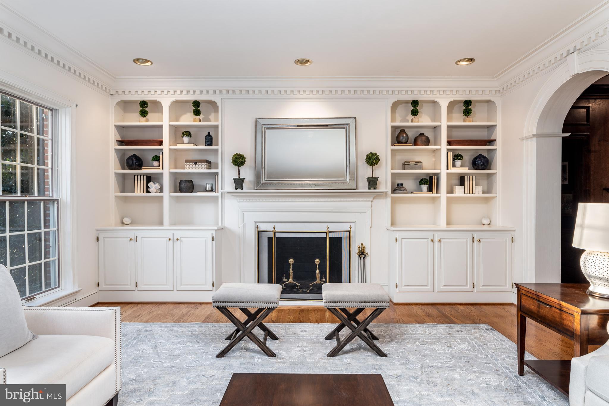 RADNOR HUNT - Residential