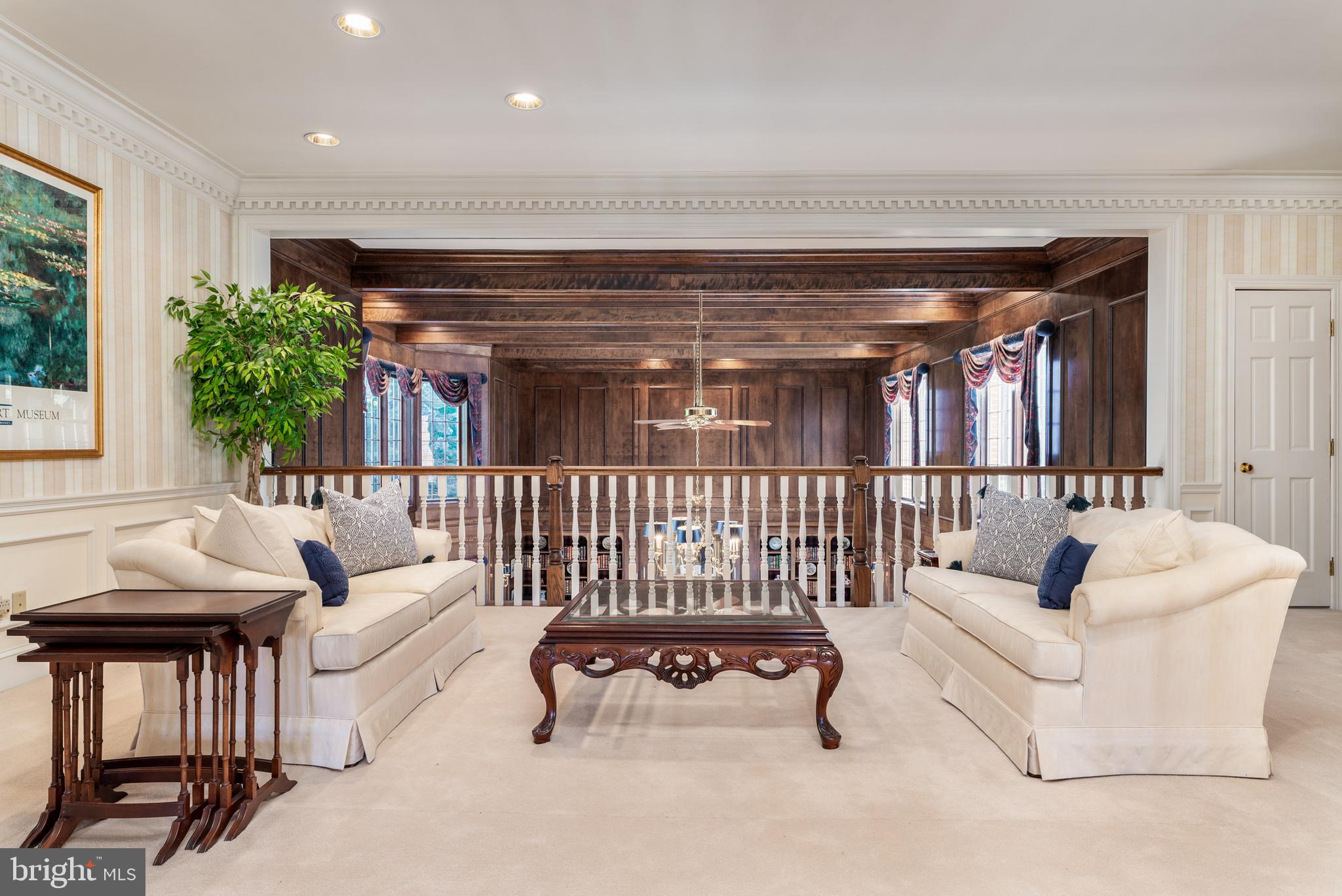 RADNOR HUNT - Residential